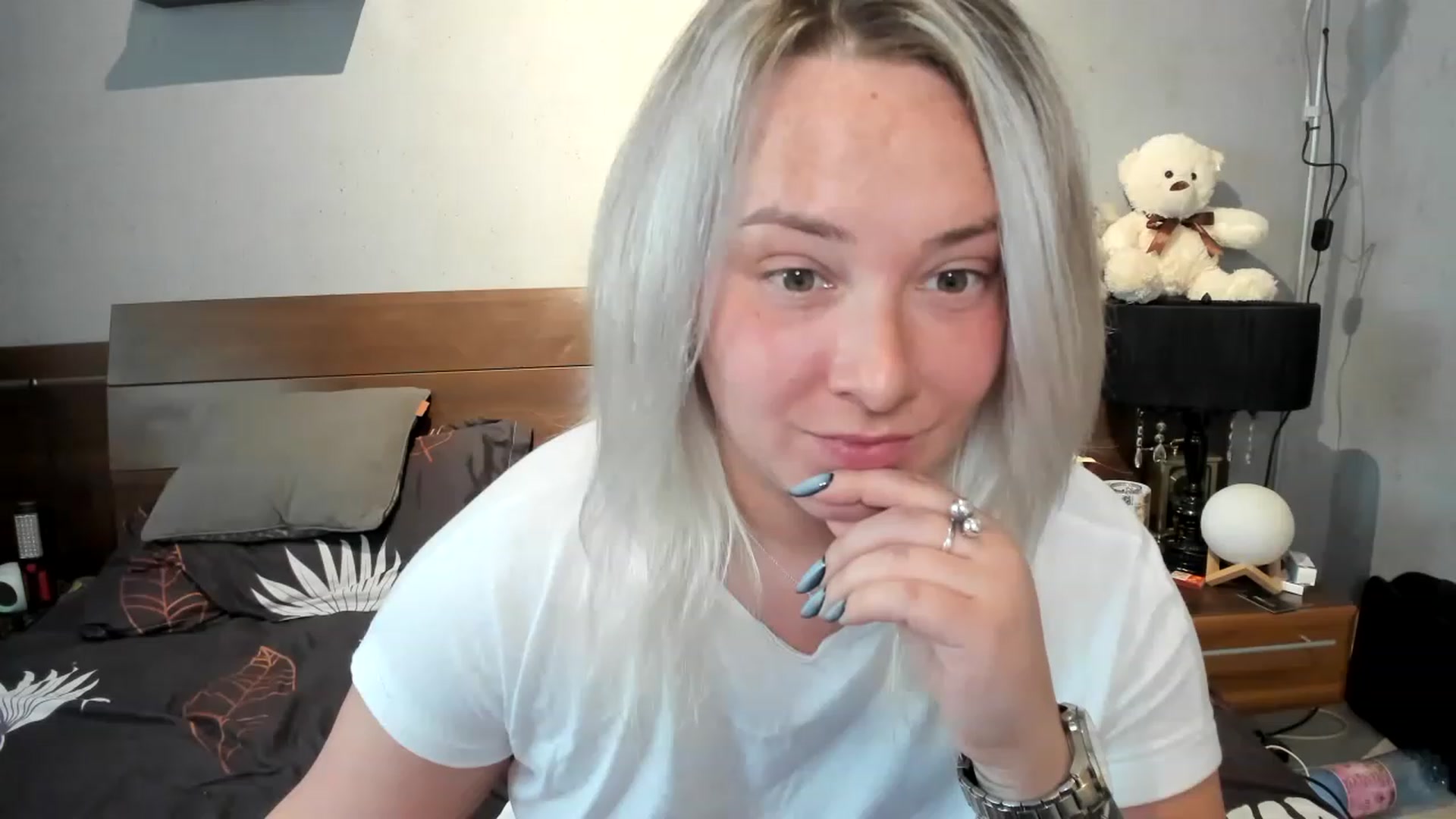 Gallery image thumbnail from LilithTongue_'s myfreecams stream on, 04/24/2023, 13:24 image 6 of 20