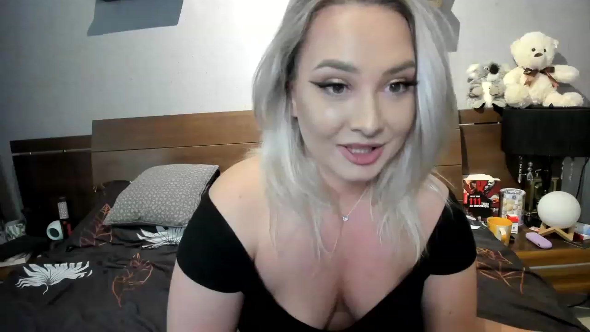 Gallery image thumbnail from LilithTongue_'s myfreecams stream on, 04/29/2023, 16:15 image 20 of 20