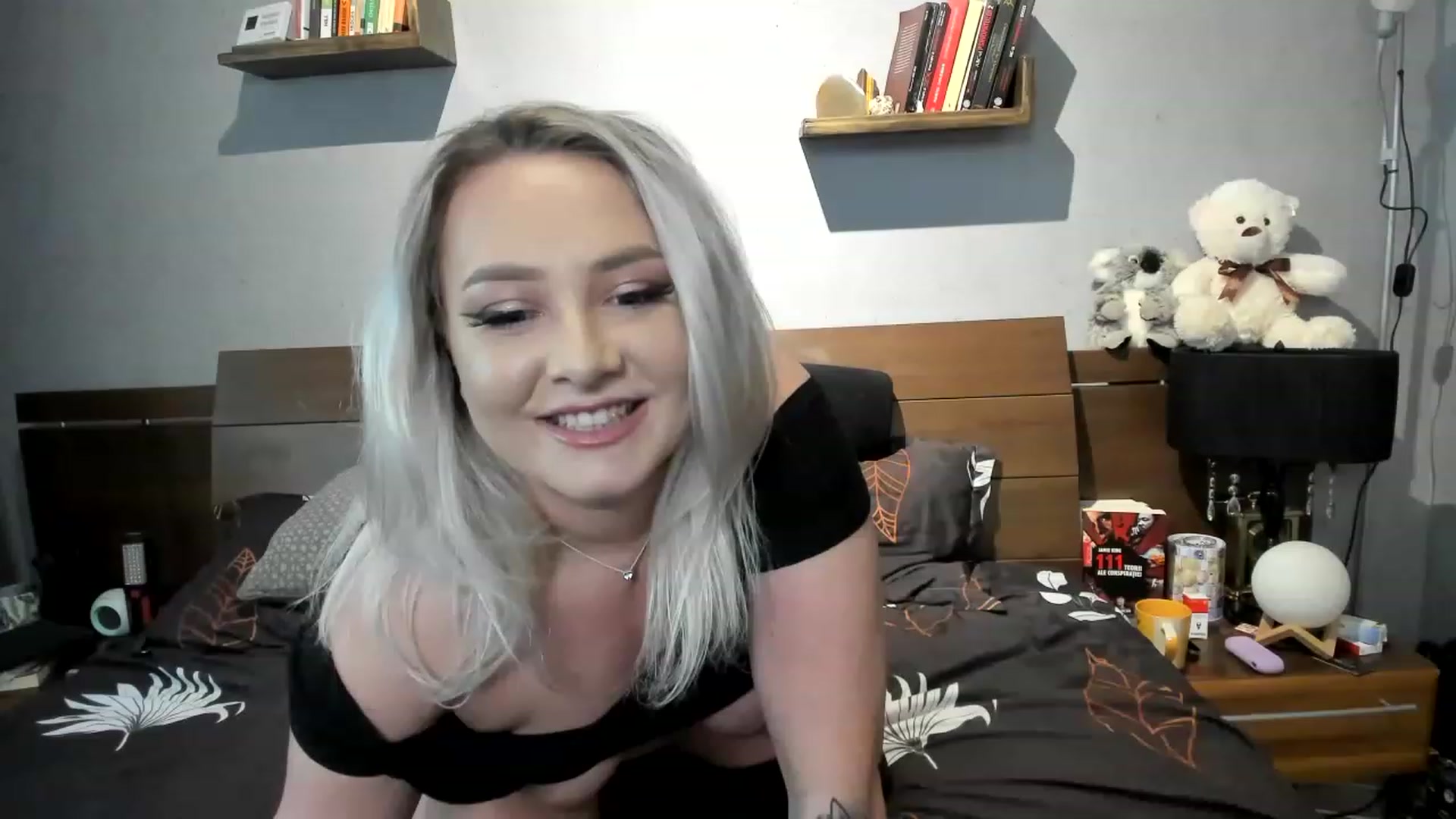 Gallery image thumbnail from LilithTongue_'s myfreecams stream on, 04/29/2023, 16:15 image 13 of 20