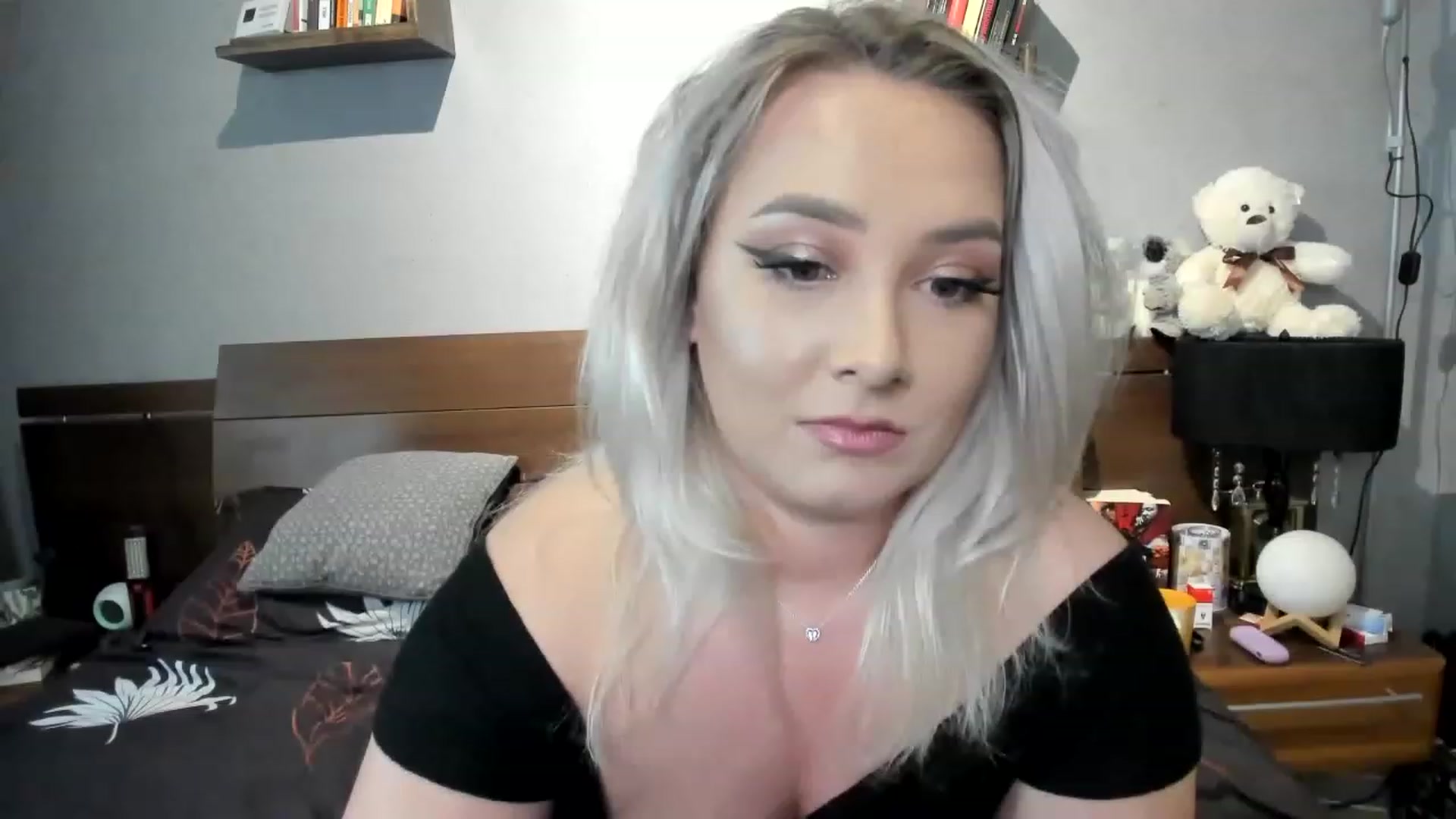 Gallery image thumbnail from LilithTongue_'s myfreecams stream on, 04/29/2023, 16:15 image 11 of 20