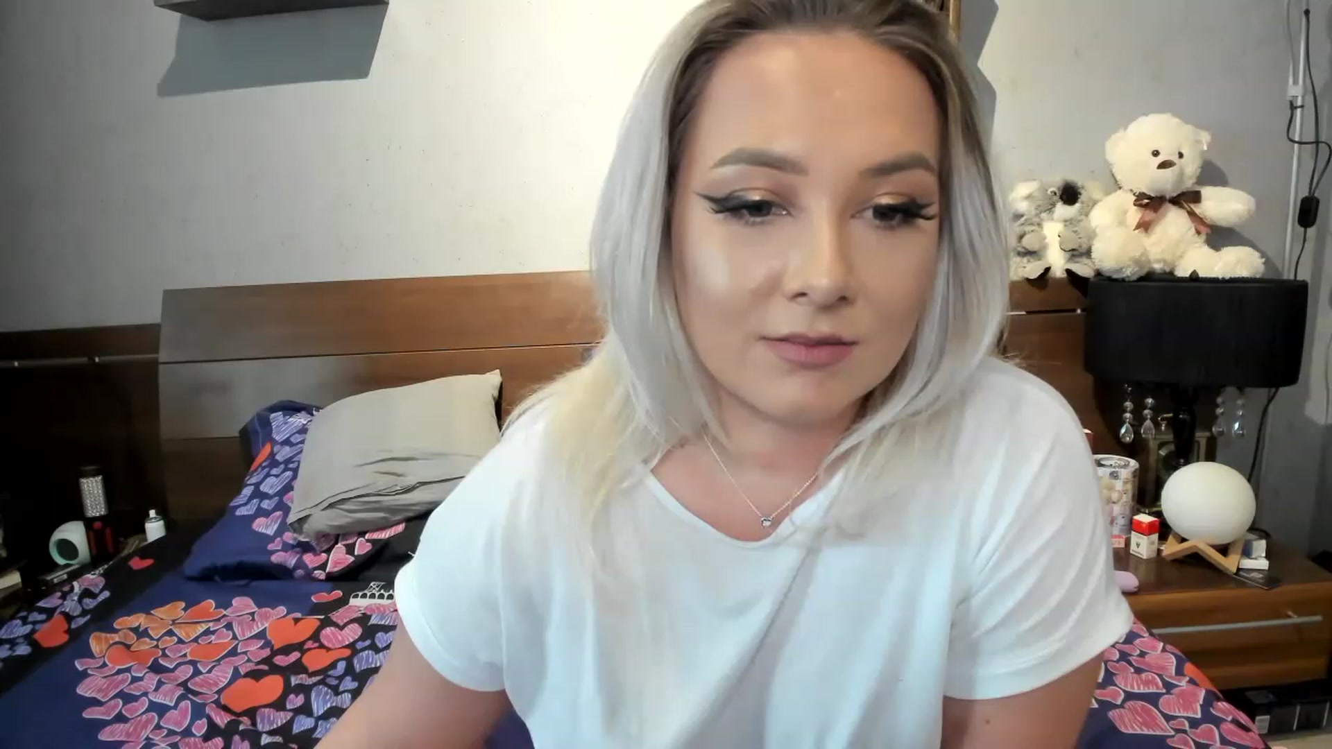 Gallery image thumbnail from LilithTongue_'s myfreecams stream on, 05/02/2023, 15:12 image 13 of 20