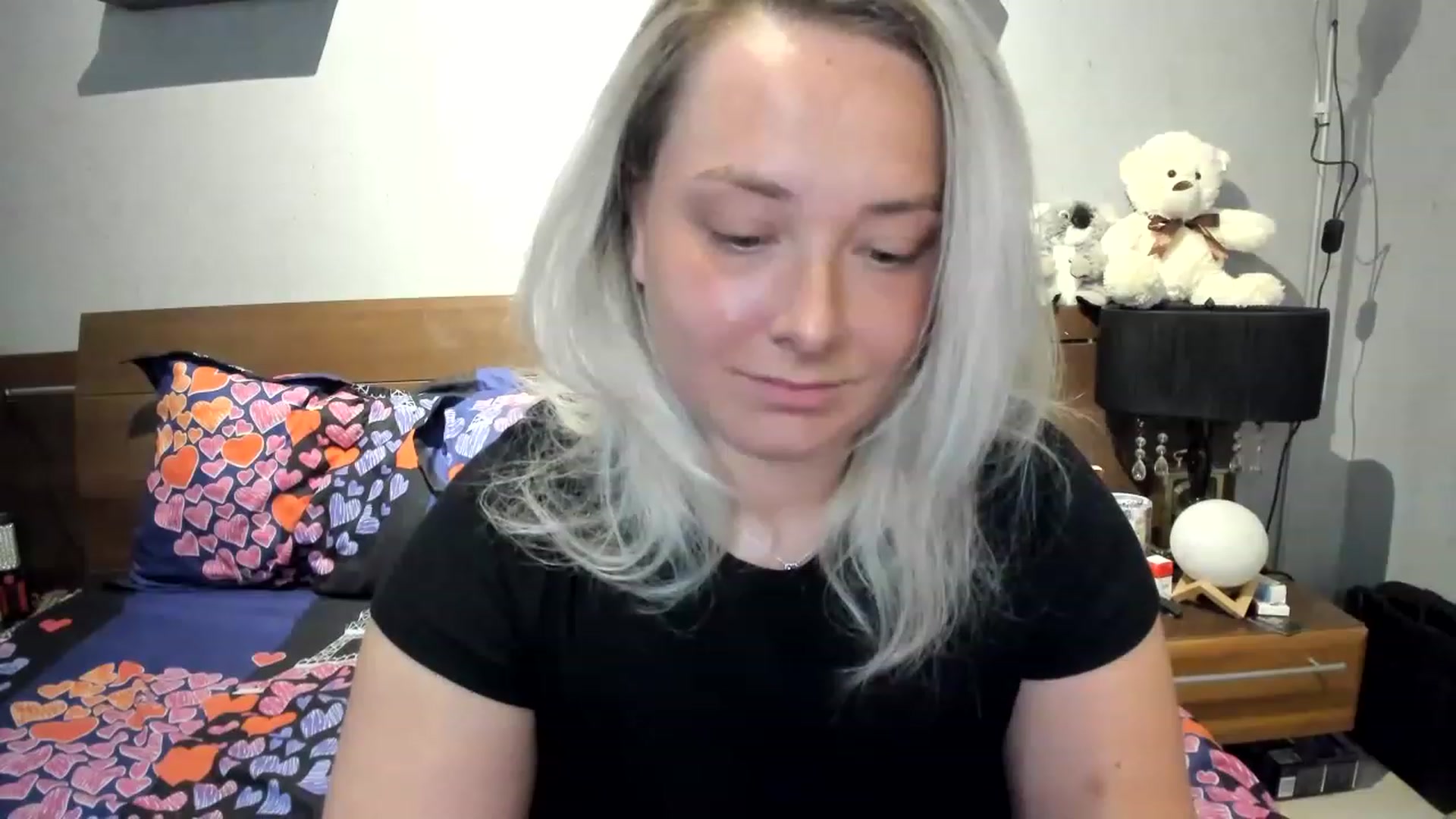 Gallery image thumbnail from LilithTongue_'s myfreecams stream on, 05/03/2023, 14:38 image 9 of 20