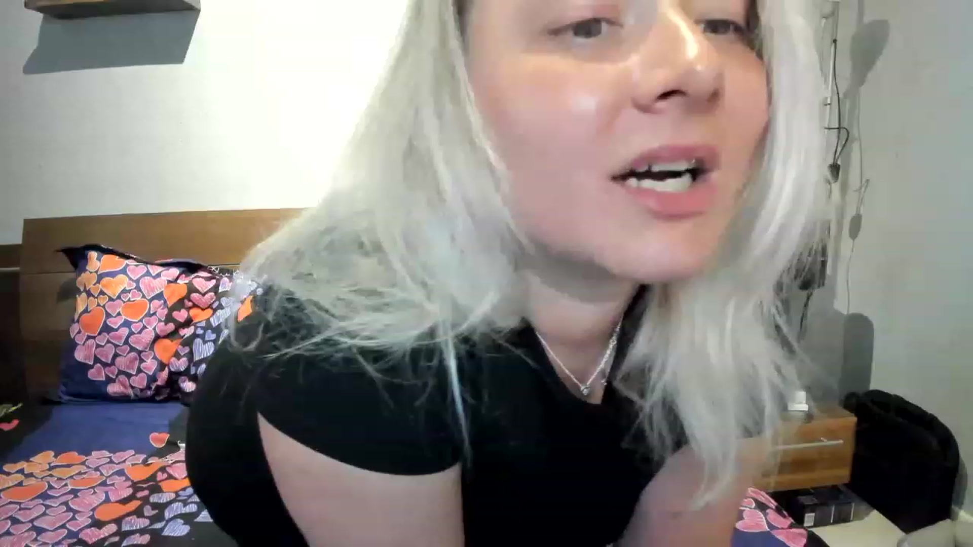 Gallery image thumbnail from LilithTongue_'s myfreecams stream on, 05/03/2023, 14:38 image 2 of 20