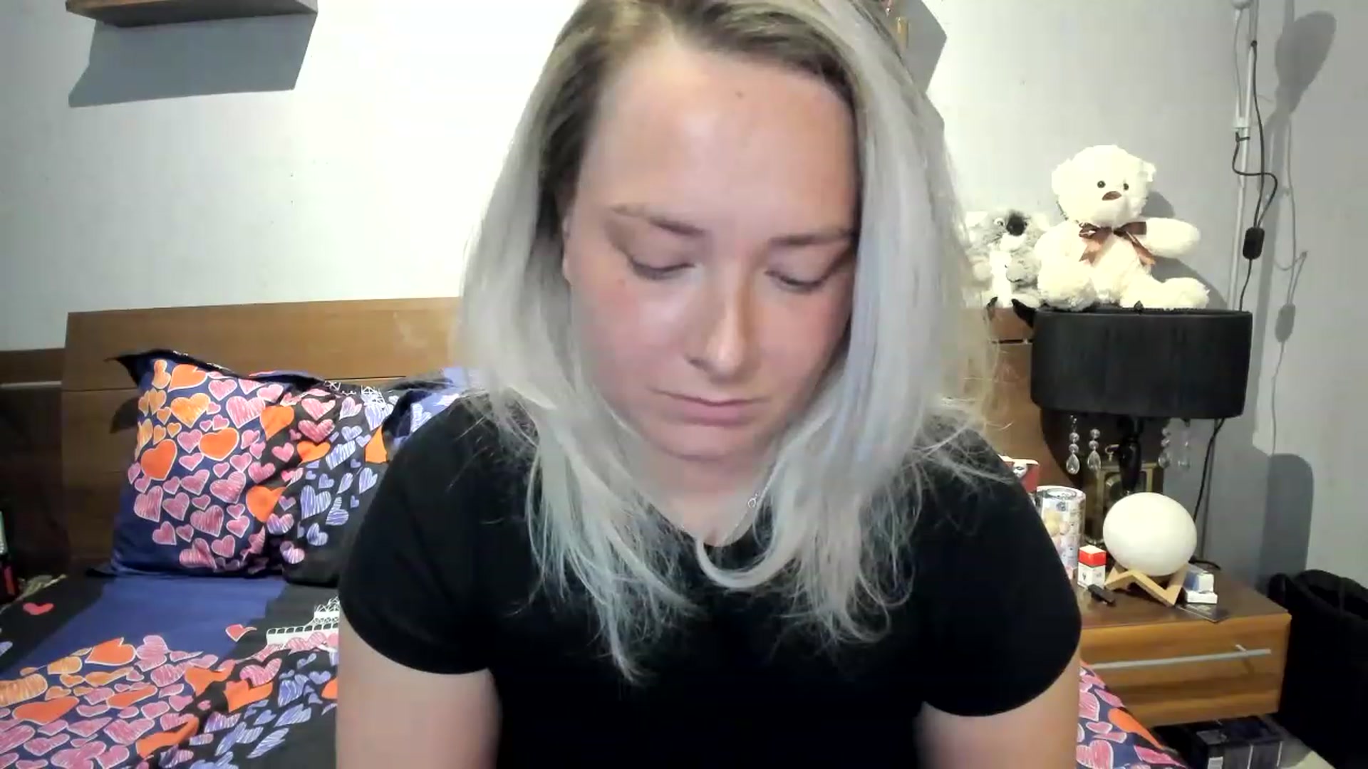 Gallery image thumbnail from LilithTongue_'s myfreecams stream on, 05/03/2023, 14:38 image 19 of 20