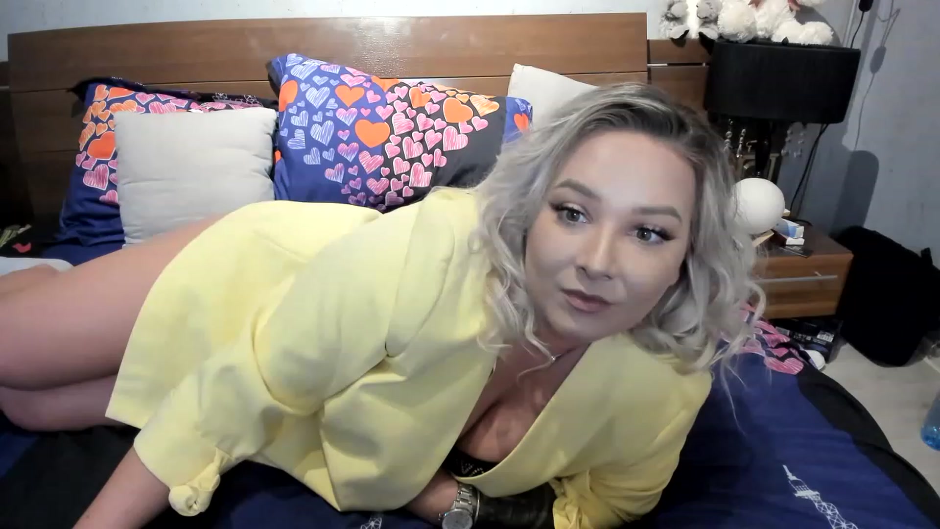 Gallery image thumbnail from LilithTongue_'s myfreecams stream on, 05/08/2023, 14:32 image 9 of 20