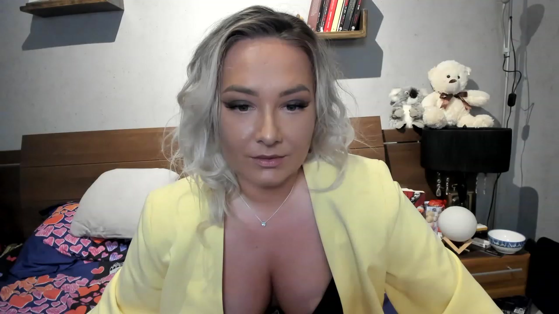 Gallery image thumbnail from LilithTongue_'s myfreecams stream on, 05/09/2023, 12:41 image 19 of 20