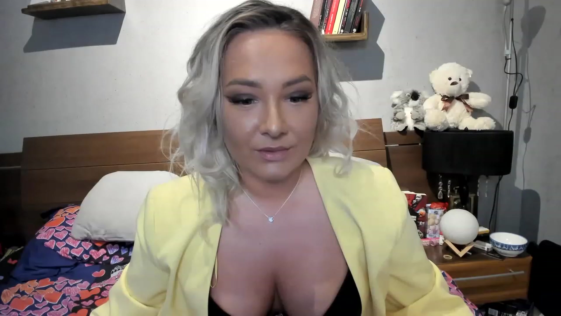 Gallery image thumbnail from LilithTongue_'s myfreecams stream on, 05/09/2023, 12:41 image 18 of 20