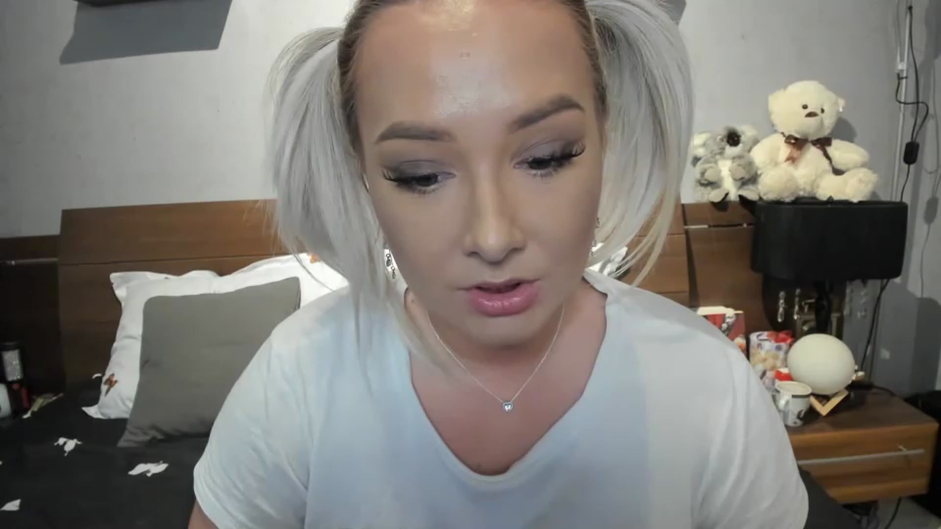Gallery image thumbnail from LilithTongue_'s myfreecams stream on, 05/13/2023, 15:44 image 20 of 20