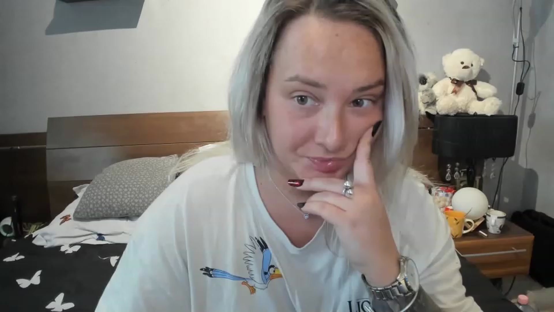 Gallery image thumbnail from LilithTongue_'s myfreecams stream on, 05/15/2023, 12:57 image 16 of 20