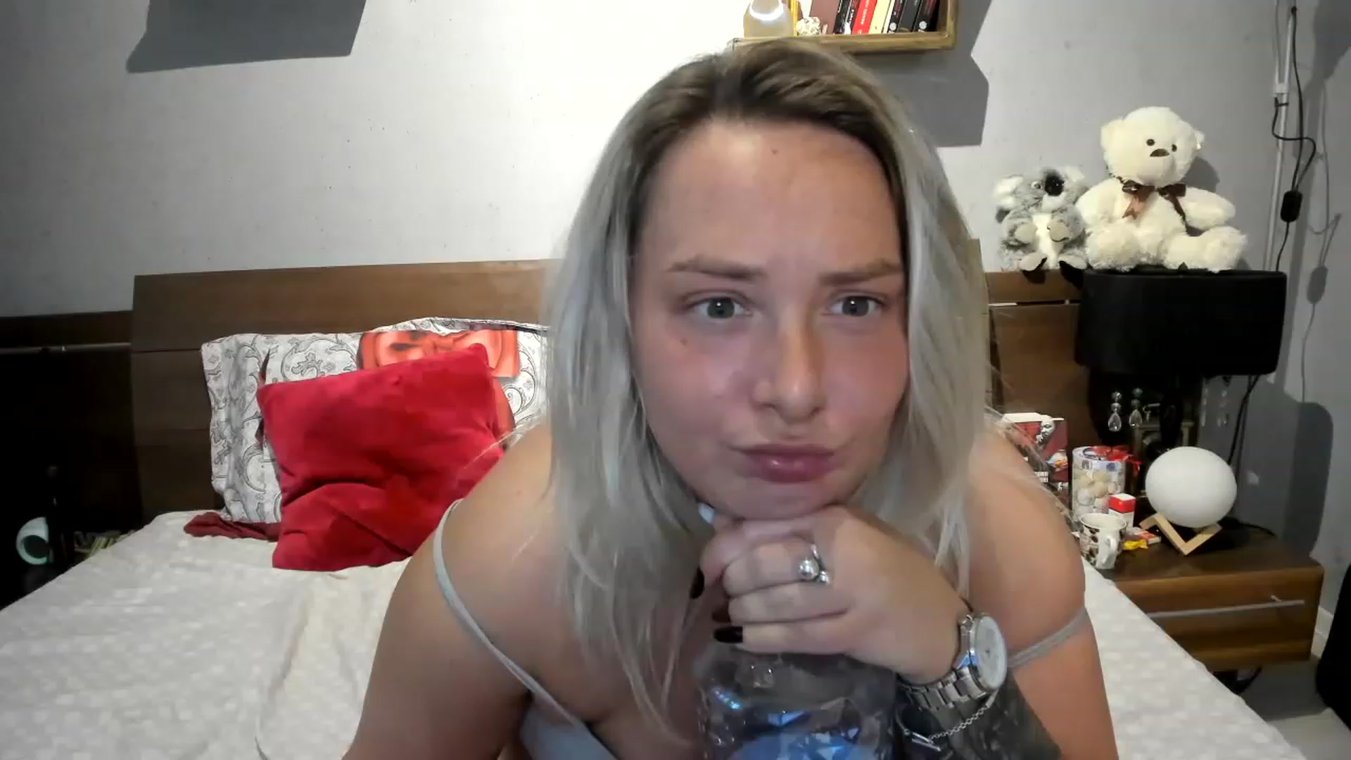 Gallery image thumbnail from LilithTongue_'s myfreecams stream on, 05/22/2023, 14:19 image 17 of 20