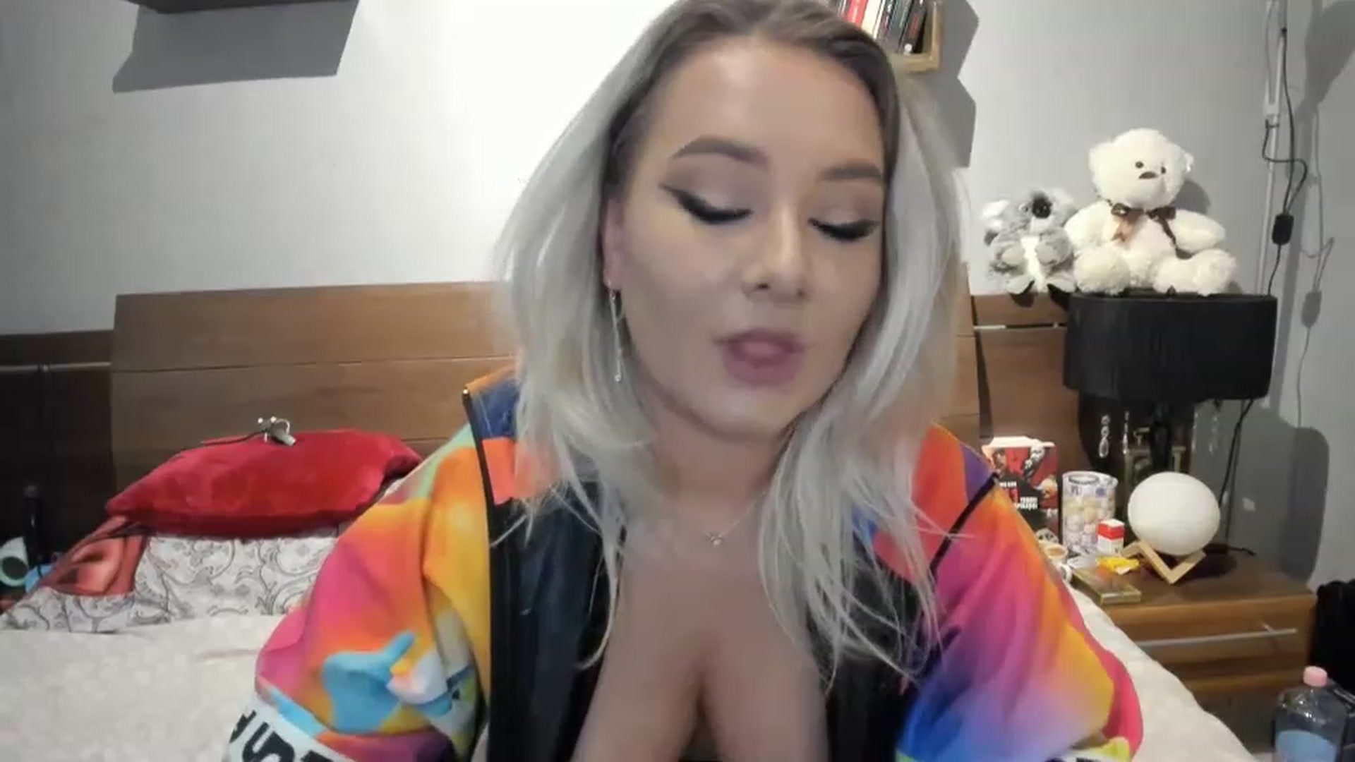 Gallery image thumbnail from LilithTongue_'s myfreecams stream on, 05/26/2023, 13:34 image 13 of 20