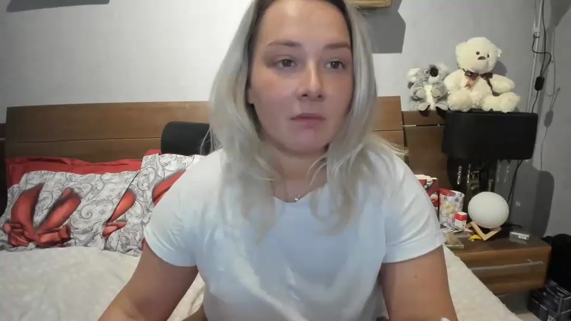 Gallery image thumbnail from LilithTongue_'s myfreecams stream on, 05/27/2023, 12:04 image 8 of 20