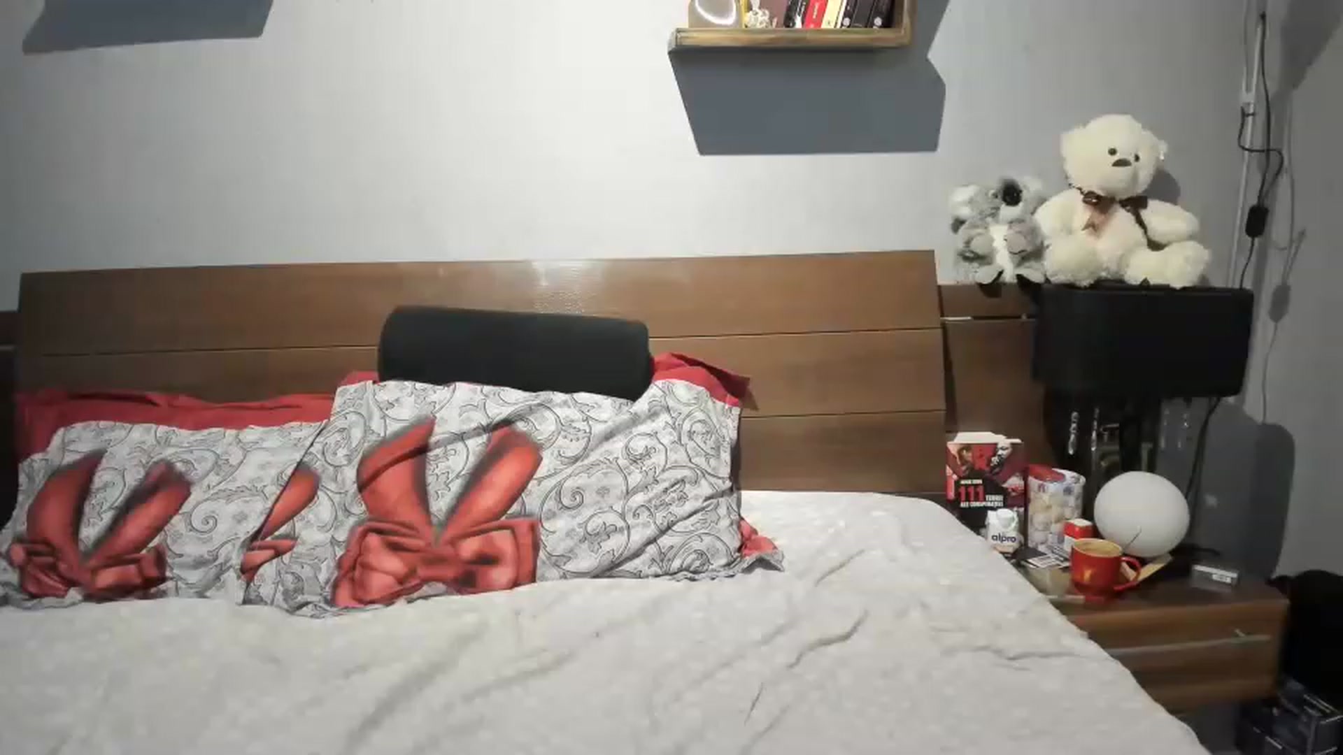 Gallery image thumbnail from LilithTongue_'s myfreecams stream on, 05/27/2023, 12:04 image 10 of 20