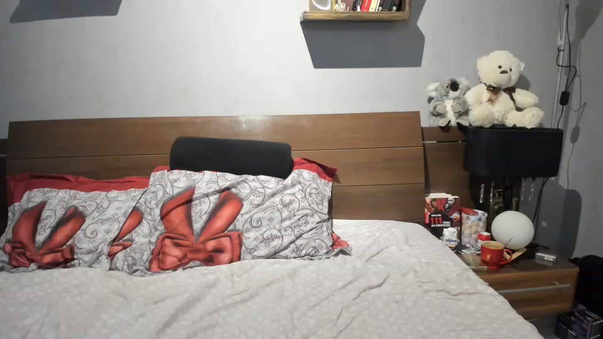 Gallery image thumbnail from LilithTongue_'s myfreecams stream on, 05/27/2023, 12:04 image 9 of 20