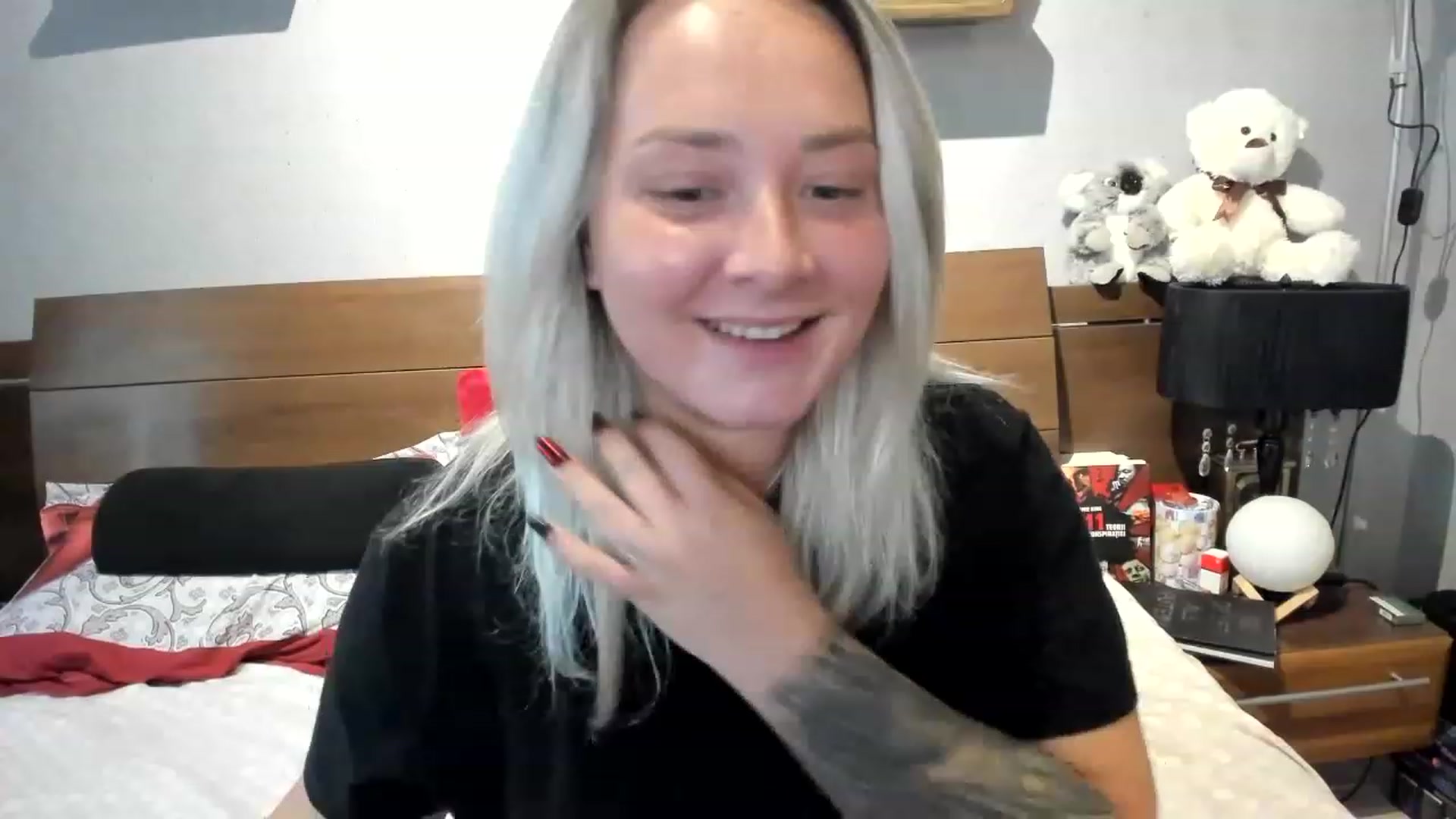 Gallery image thumbnail from LilithTongue_'s myfreecams stream on, 05/29/2023, 12:27 image 16 of 20