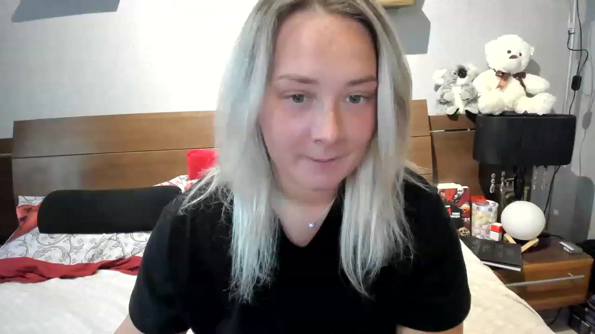 Gallery image thumbnail from LilithTongue_'s myfreecams stream on, 05/29/2023, 12:27 image 17 of 20