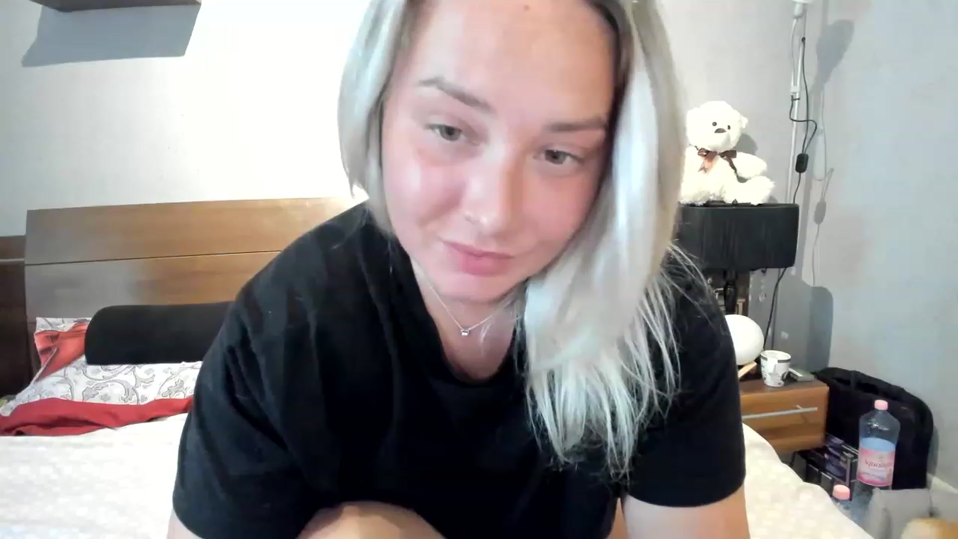 Gallery image thumbnail from LilithTongue_'s myfreecams stream on, 05/29/2023, 15:32 image 2 of 20