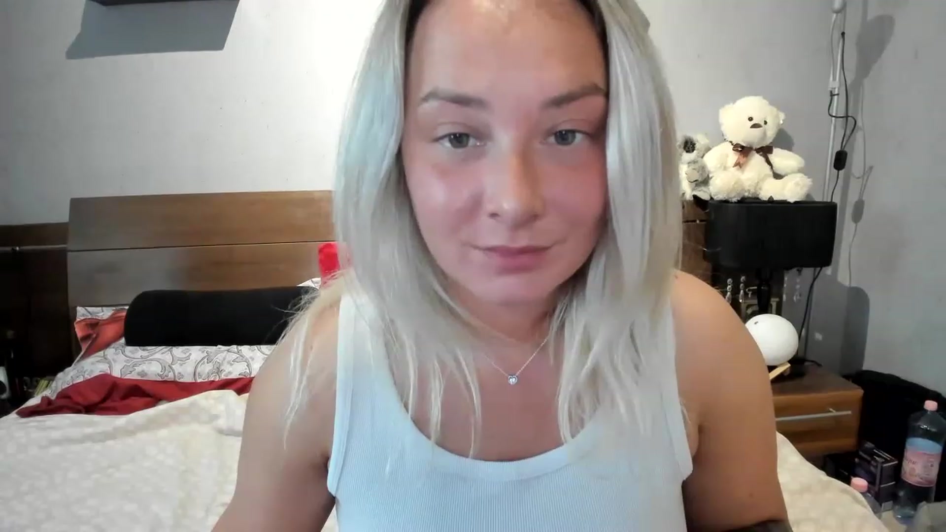 Gallery image thumbnail from LilithTongue_'s myfreecams stream on, 05/29/2023, 15:32 image 9 of 20