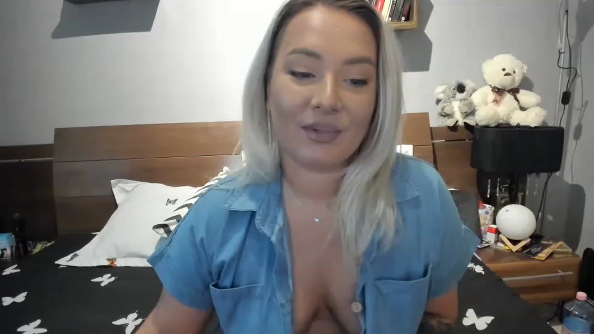 Gallery image thumbnail from LilithTongue_'s myfreecams stream on, 05/30/2023, 12:09 image 15 of 20
