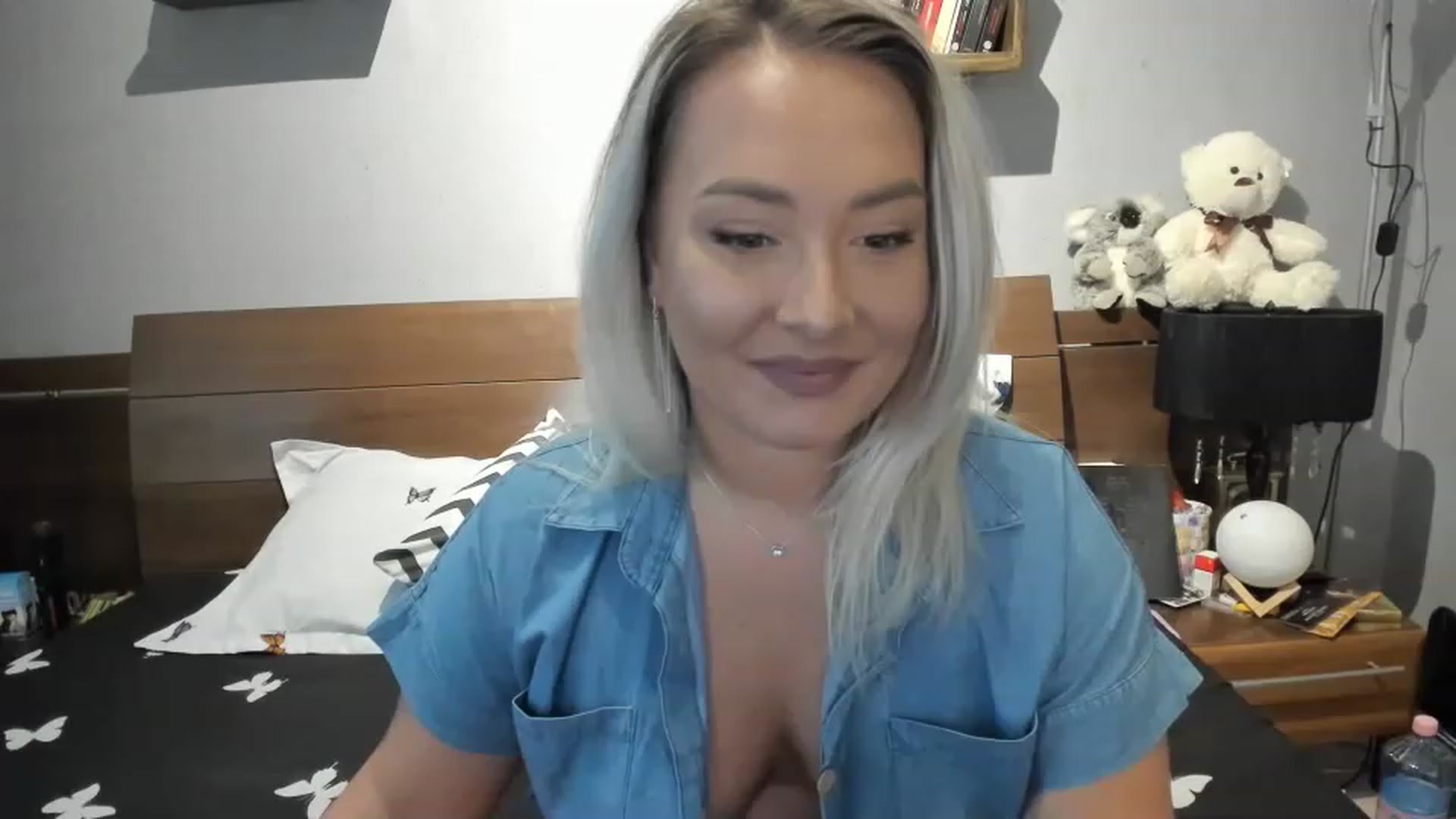 Gallery image thumbnail from LilithTongue_'s myfreecams stream on, 05/30/2023, 12:09 image 17 of 20