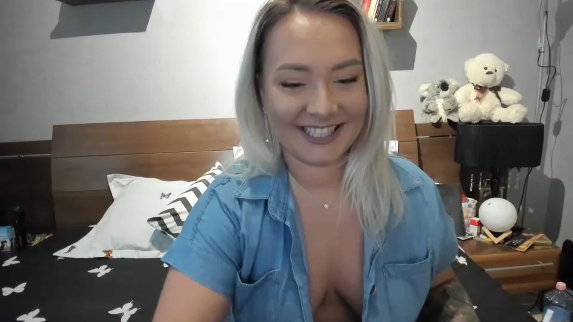 Gallery image thumbnail from LilithTongue_'s myfreecams stream on, 05/30/2023, 12:09 image 14 of 20