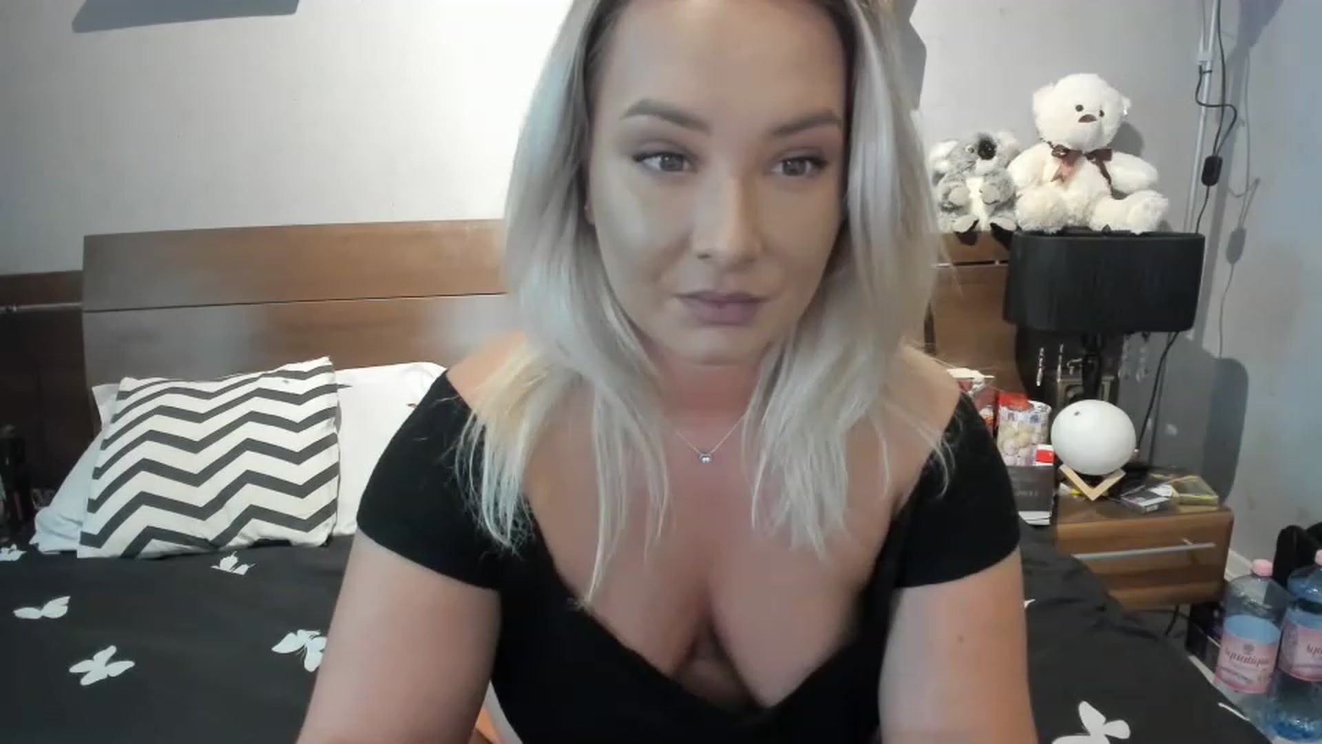 Gallery image thumbnail from LilithTongue_'s myfreecams stream on, 05/31/2023, 13:35 image 2 of 20