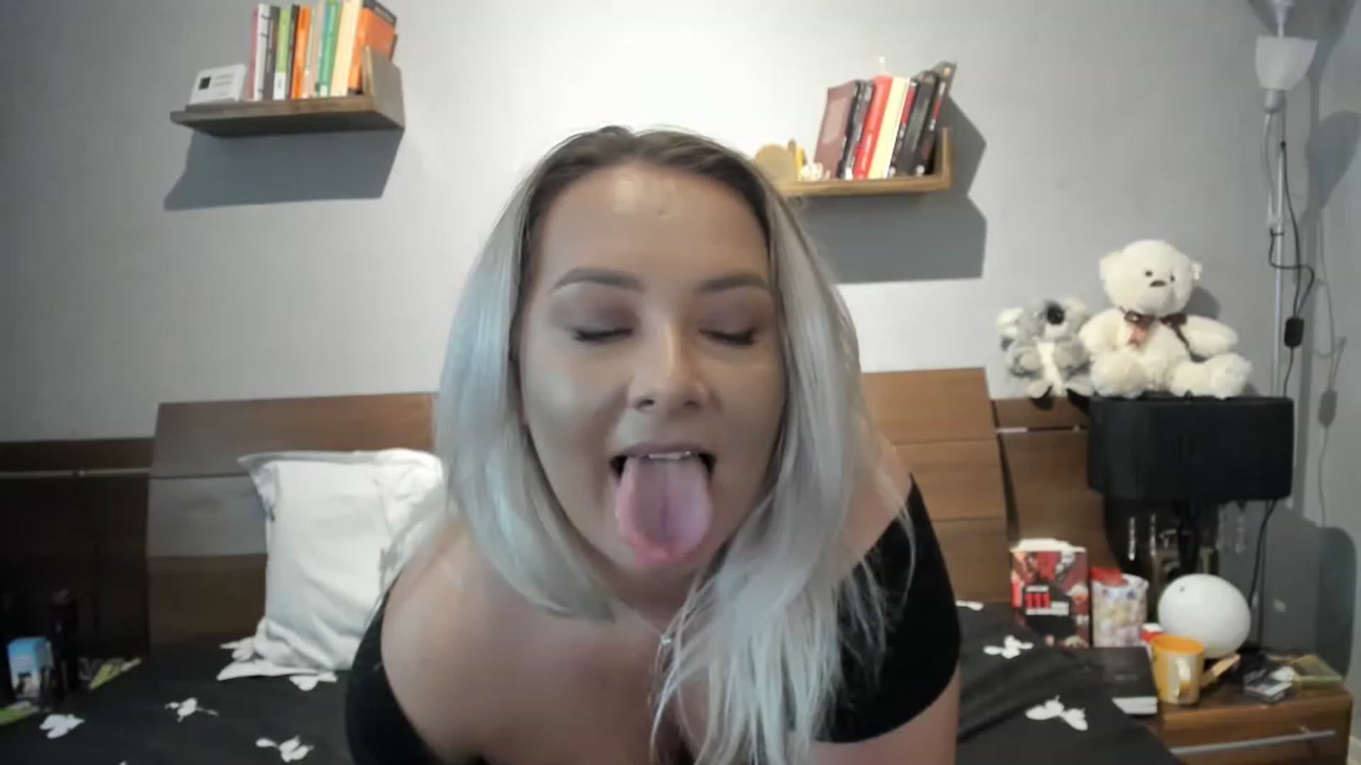 Gallery image thumbnail from LilithTongue_'s myfreecams stream on, 05/31/2023, 13:35 image 15 of 20