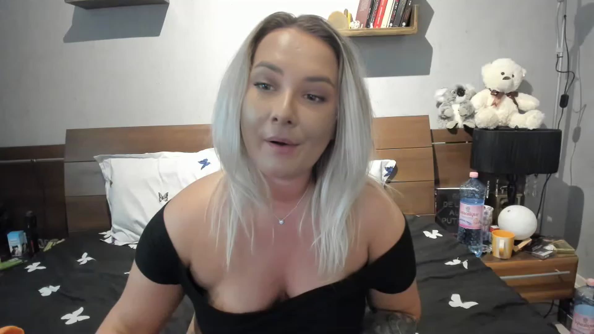 Gallery image thumbnail from LilithTongue_'s myfreecams stream on, 05/31/2023, 15:04 image 15 of 20