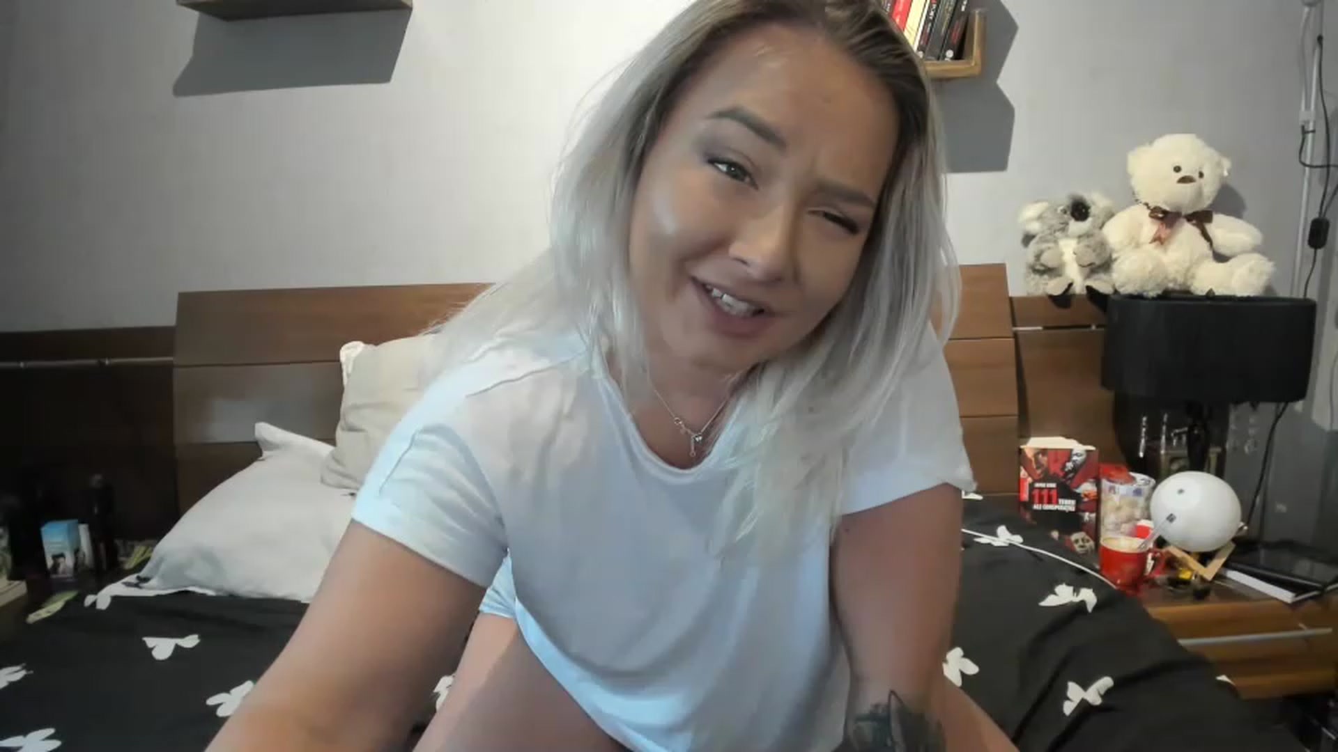 Gallery image thumbnail from LilithTongue_'s myfreecams stream on, 06/03/2023, 13:27 image 4 of 20