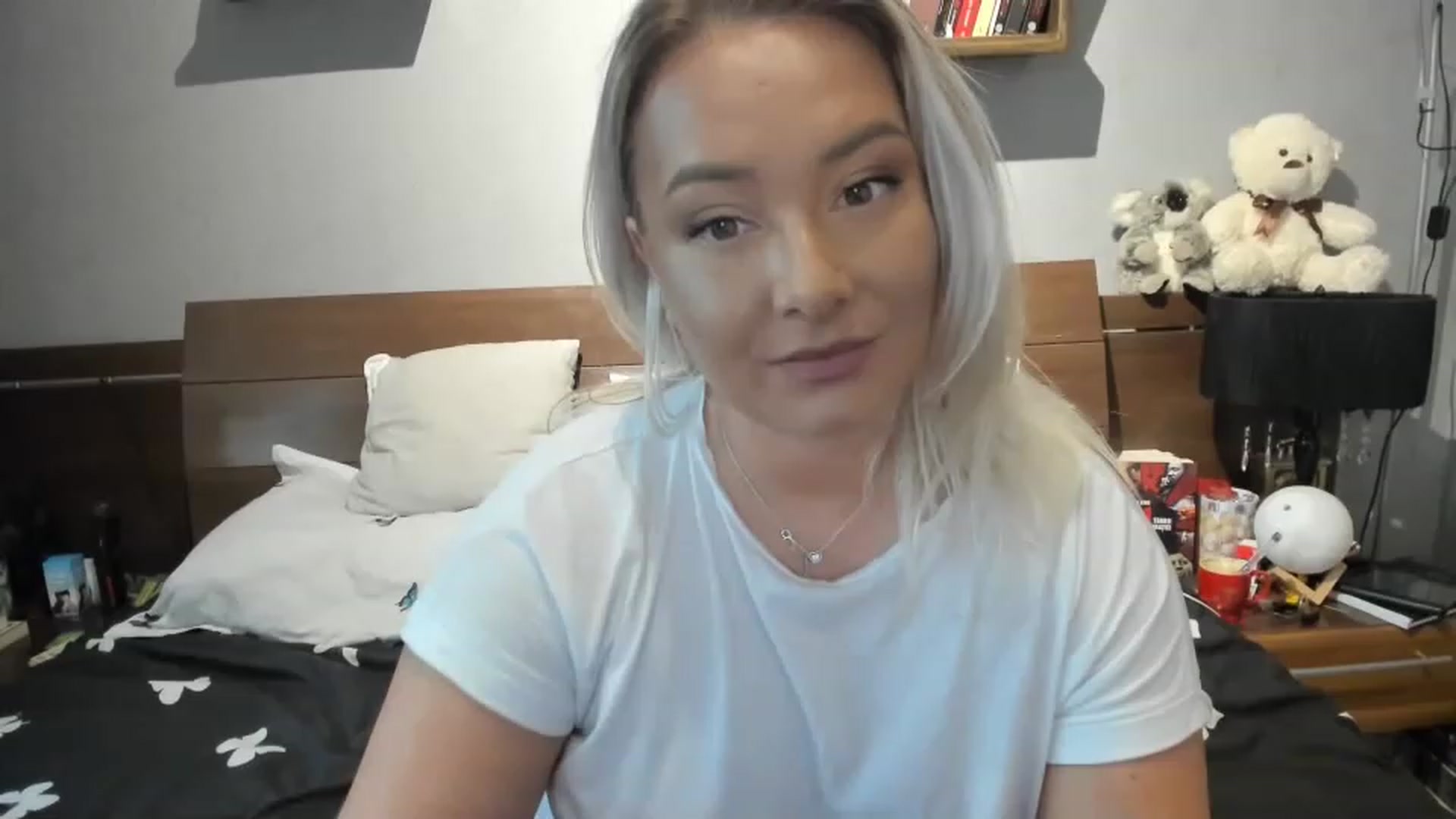 Gallery image thumbnail from LilithTongue_'s myfreecams stream on, 06/03/2023, 13:27 image 5 of 20