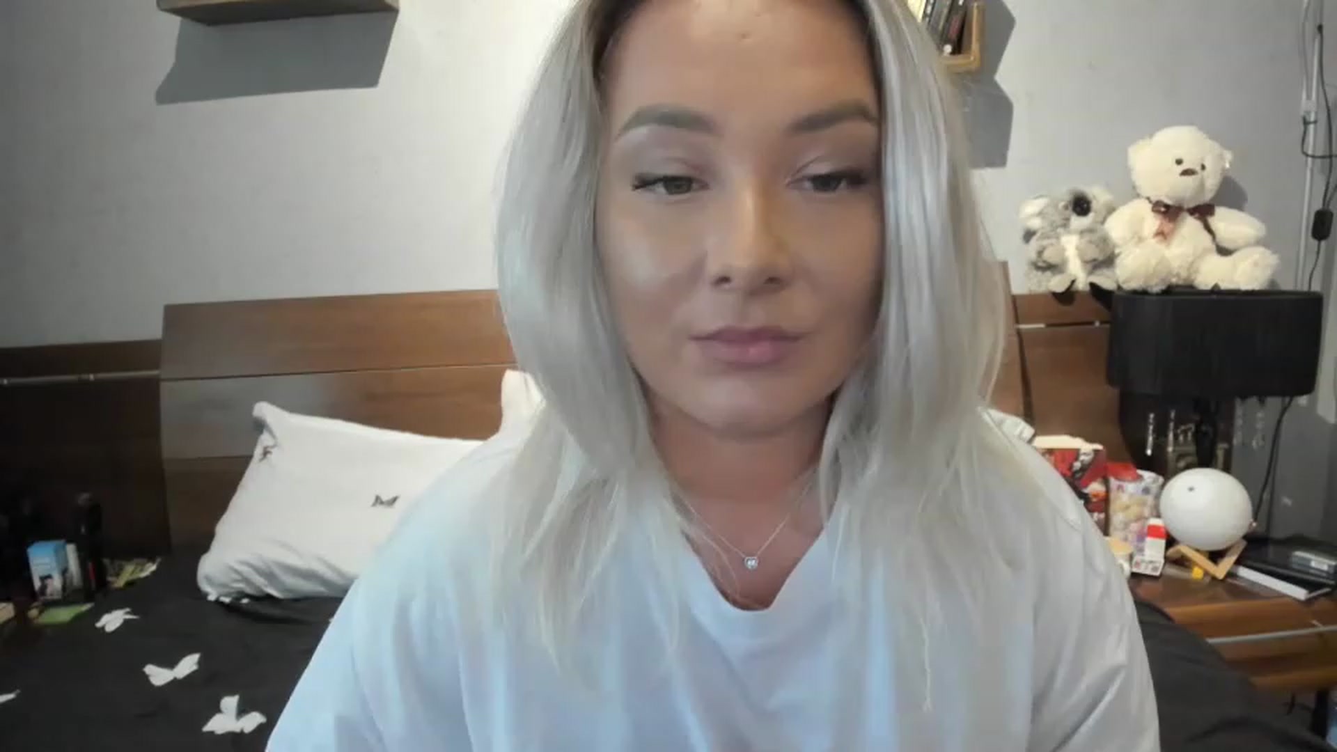 Gallery image thumbnail from LilithTongue_'s myfreecams stream on, 06/05/2023, 14:15 image 7 of 20