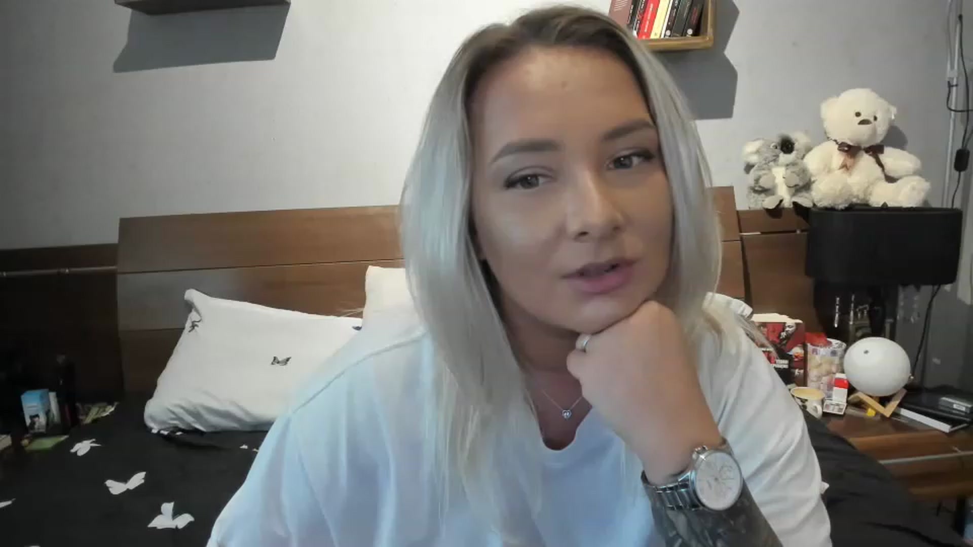 Gallery image thumbnail from LilithTongue_'s myfreecams stream on, 06/05/2023, 14:15 image 19 of 20