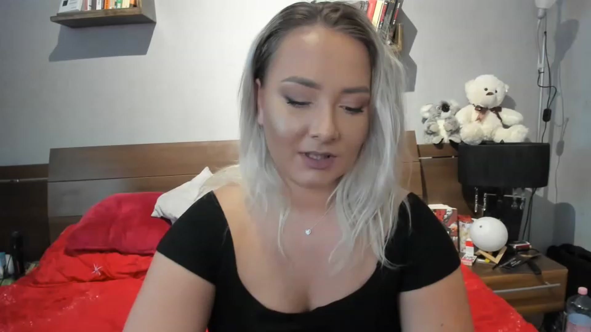 Gallery image thumbnail from LilithTongue_'s myfreecams stream on, 06/17/2023, 12:47 image 2 of 20