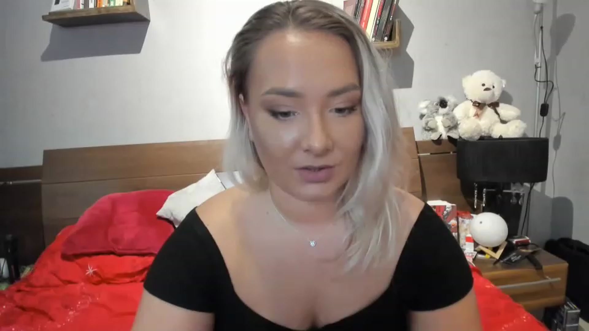 Gallery image thumbnail from LilithTongue_'s myfreecams stream on, 06/17/2023, 14:20 image 14 of 20