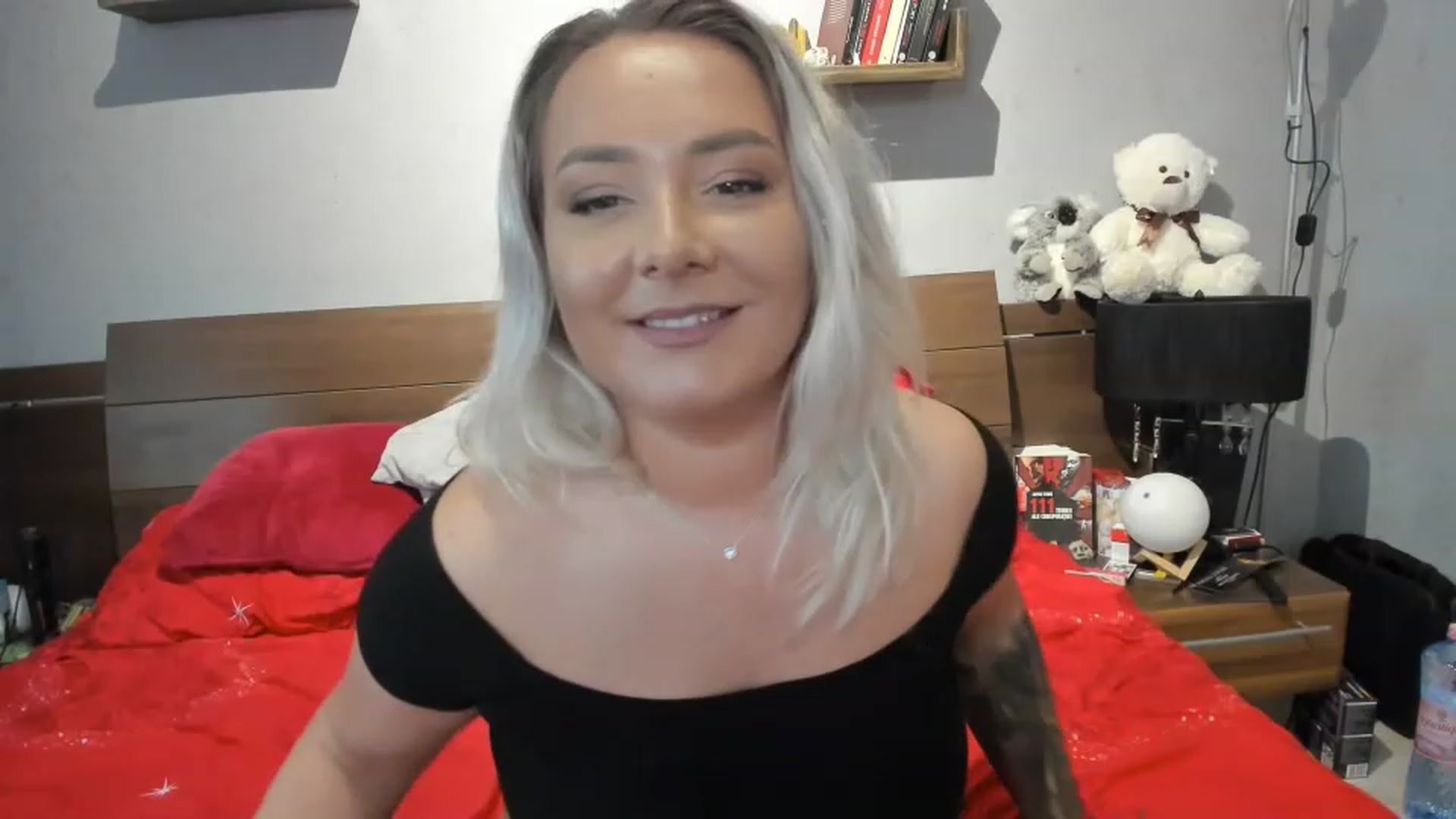 Gallery image thumbnail from LilithTongue_'s myfreecams stream on, 06/17/2023, 14:20 image 6 of 20