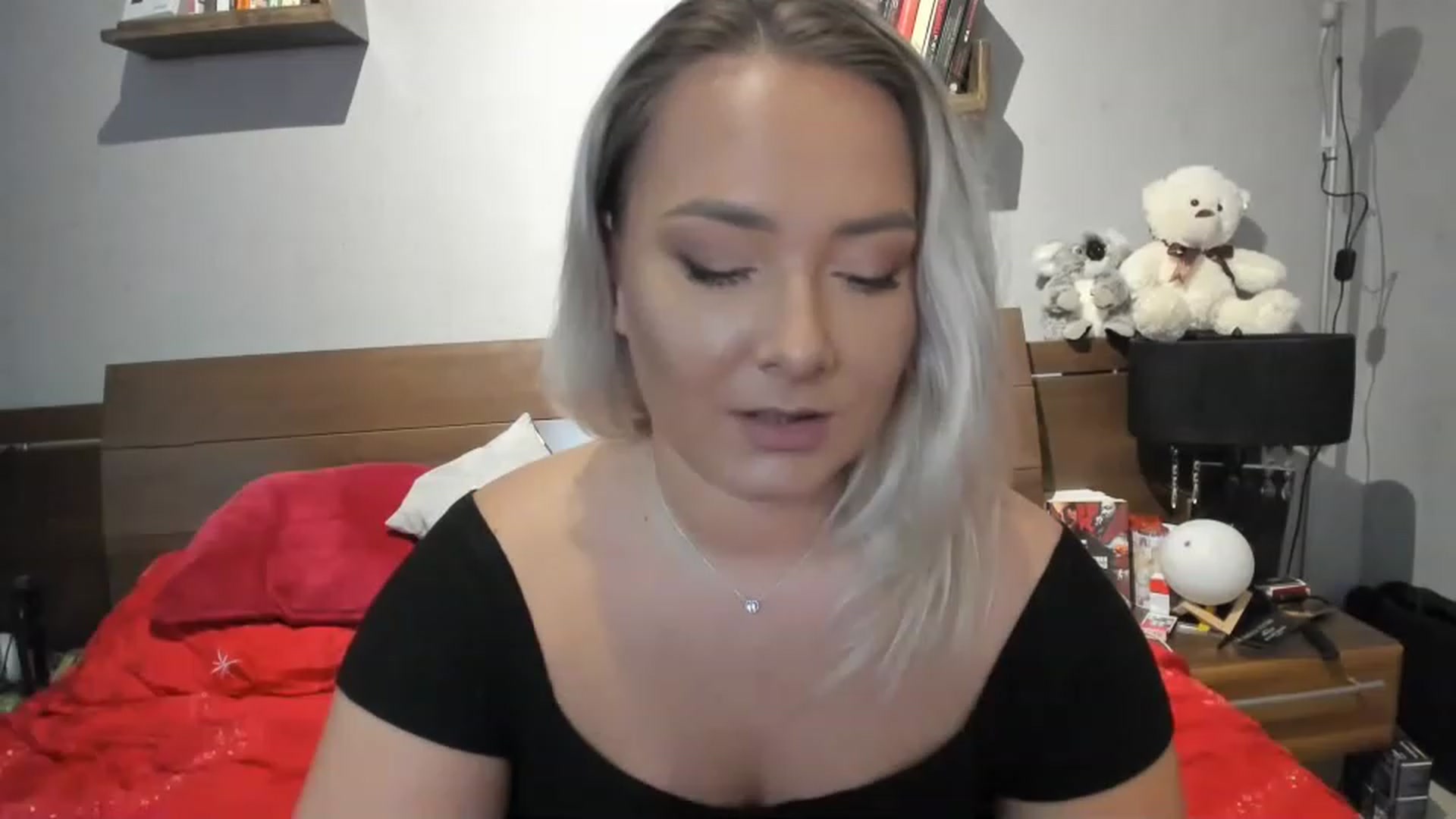 Gallery image thumbnail from LilithTongue_'s myfreecams stream on, 06/17/2023, 14:20 image 13 of 20