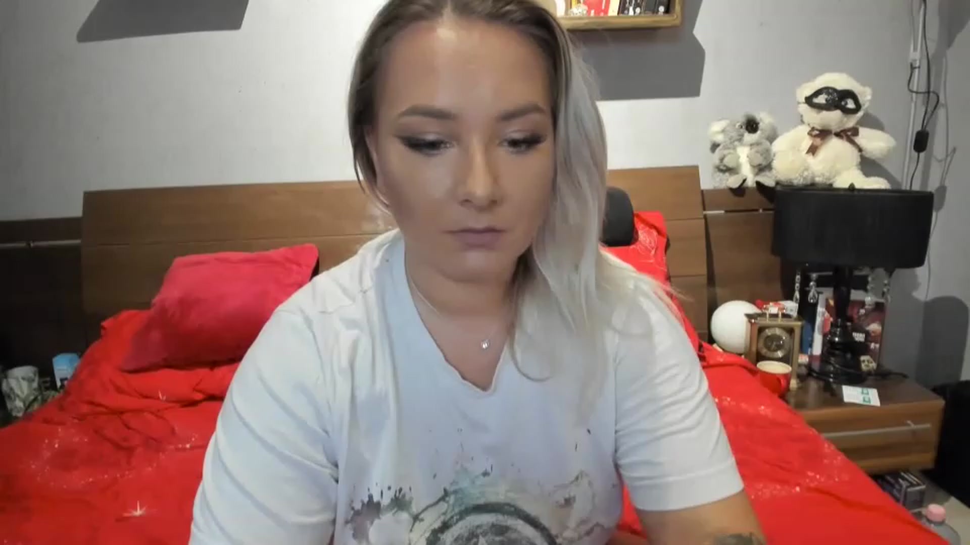 Gallery image thumbnail from LilithTongue_'s myfreecams stream on, 06/24/2023, 15:23 image 5 of 20