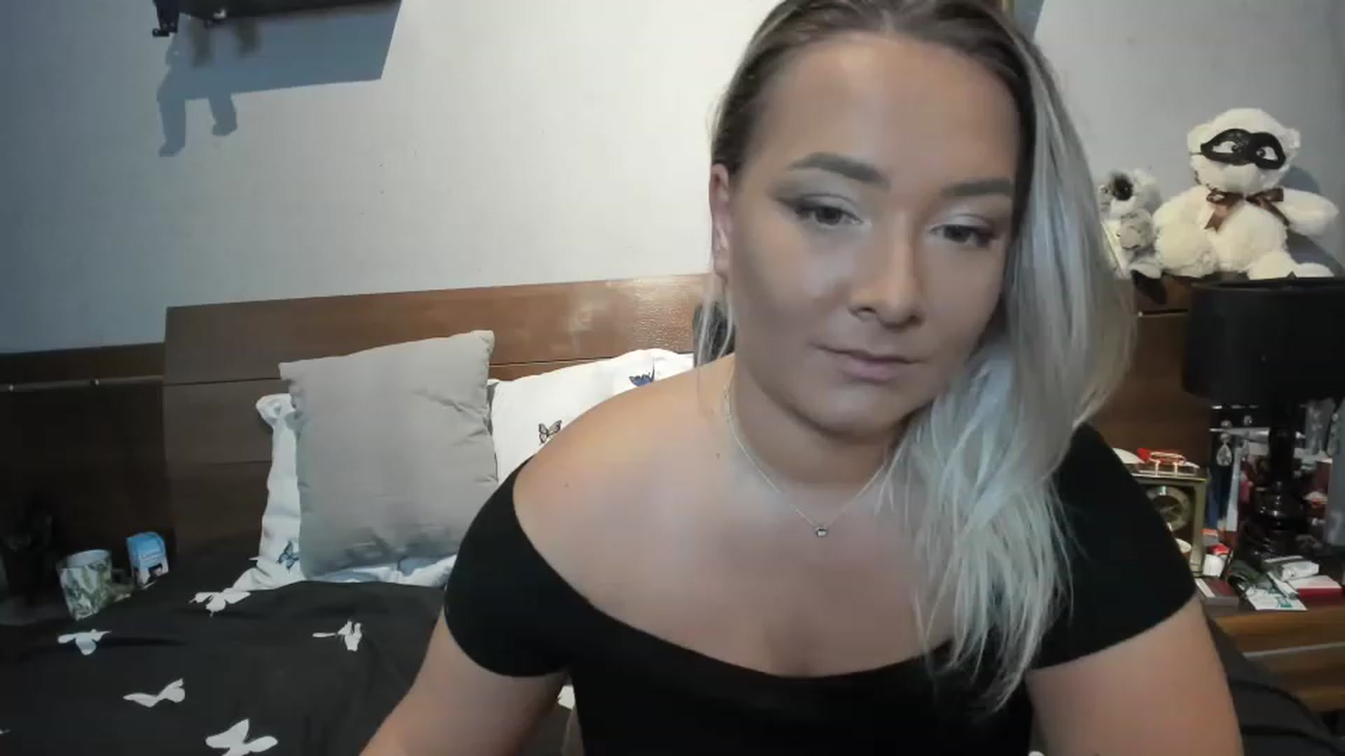 Gallery image thumbnail from LilithTongue_'s myfreecams stream on, 07/11/2023, 12:28 image 12 of 20