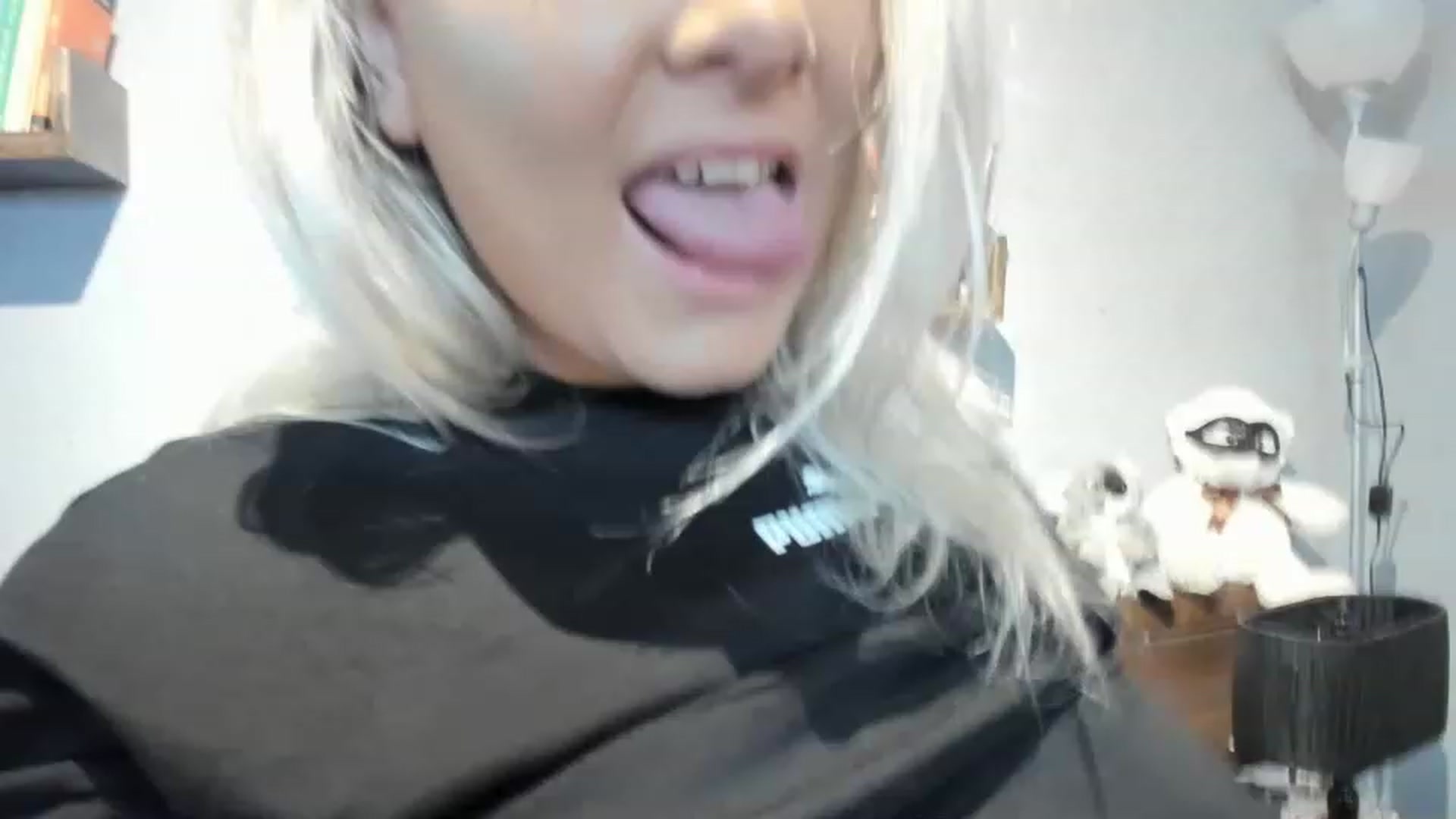 Gallery image thumbnail from LilithTongue_'s myfreecams stream on, 07/11/2023, 13:46 image 15 of 20