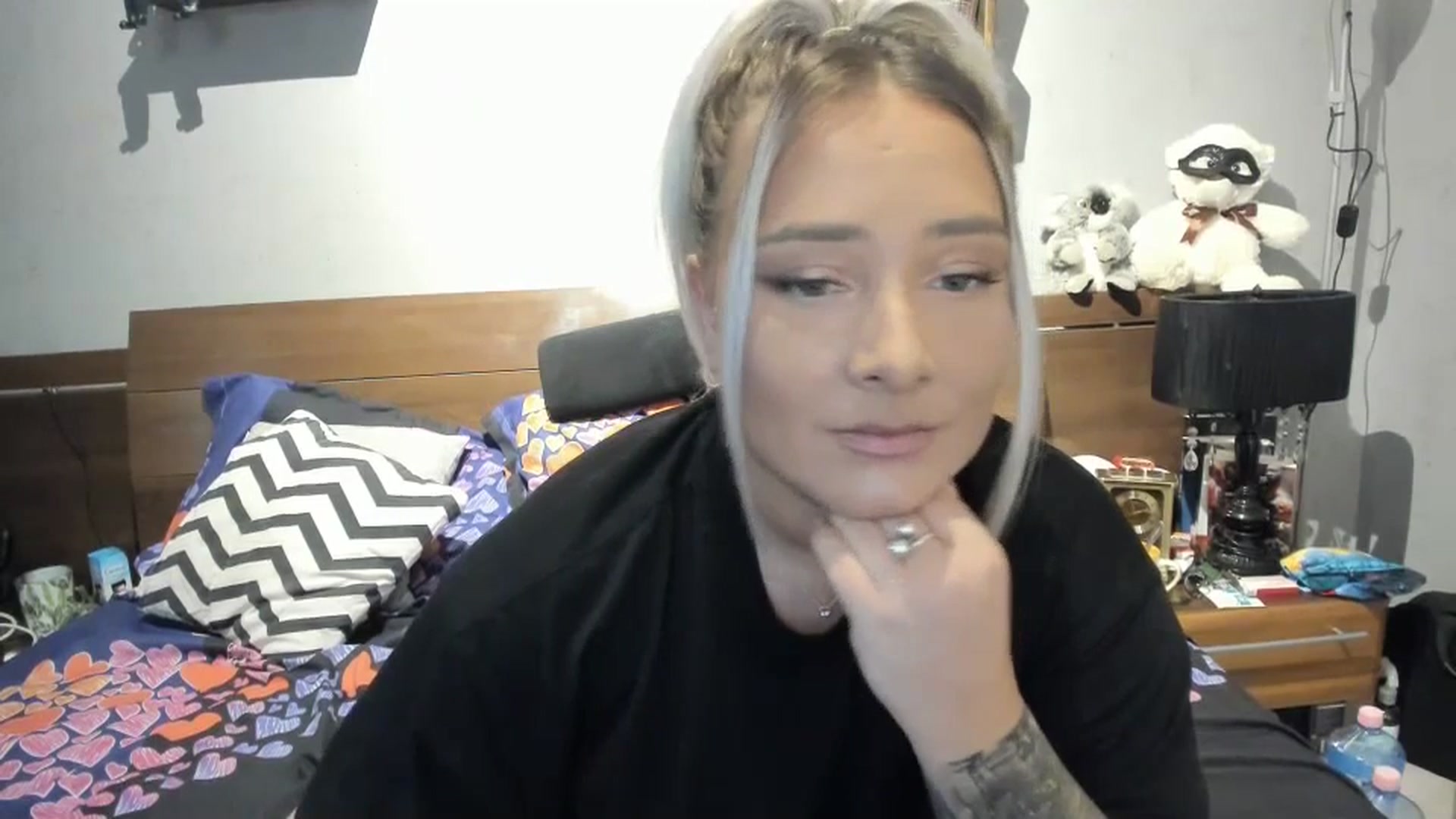 Gallery image thumbnail from LilithTongue_'s myfreecams stream on, 07/15/2023, 12:51 image 5 of 20