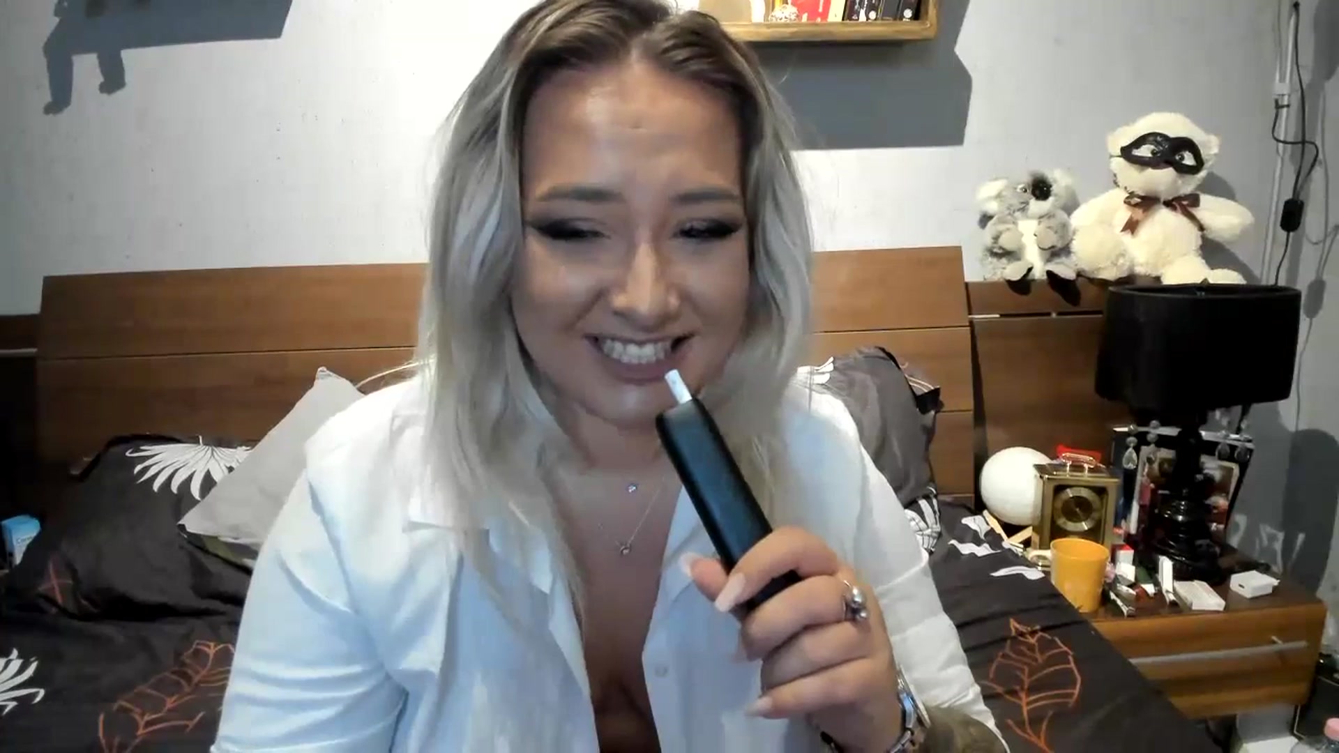 Gallery image thumbnail from LilithTongue_'s myfreecams stream on, 07/21/2023, 14:35 image 7 of 20