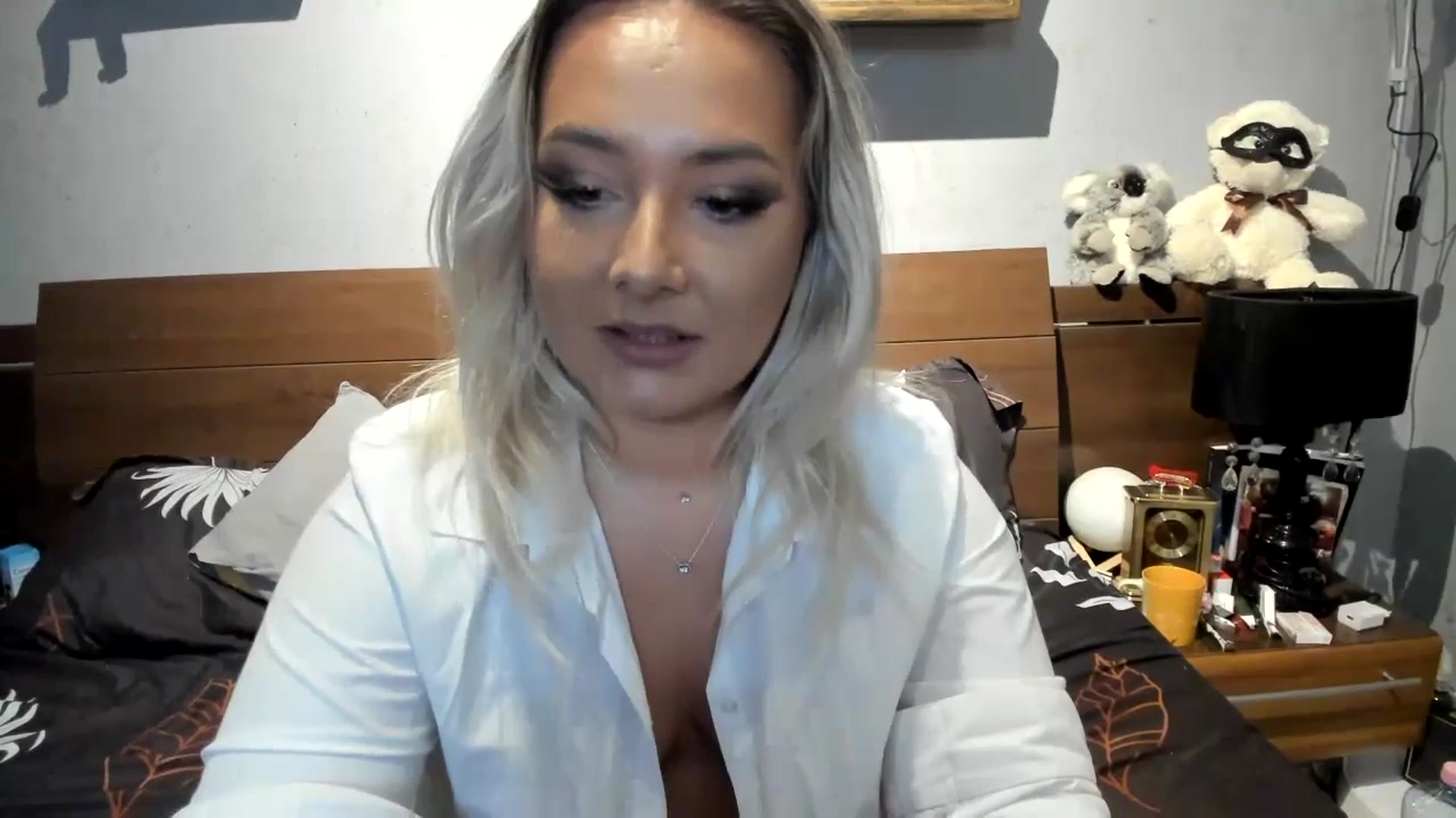 Gallery image thumbnail from LilithTongue_'s myfreecams stream on, 07/21/2023, 14:35 image 14 of 20