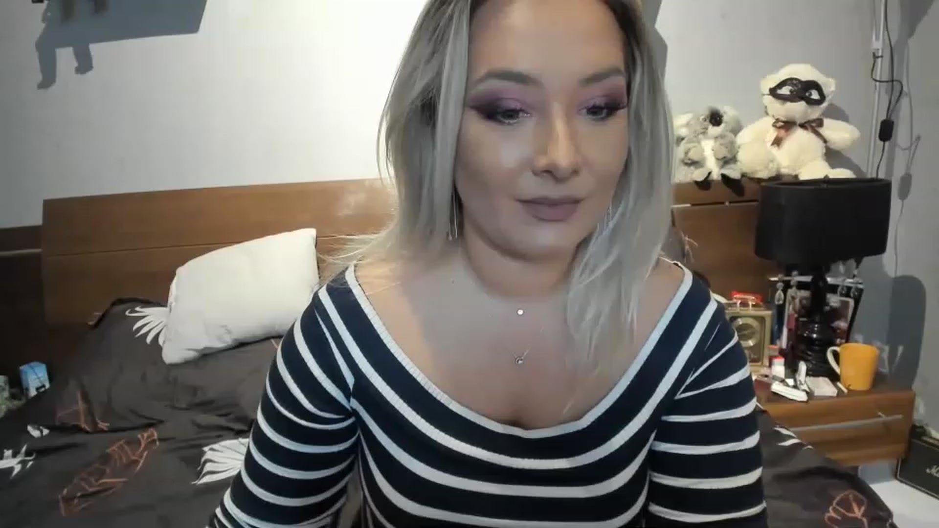 Gallery image thumbnail from LilithTongue_'s myfreecams stream on, 07/22/2023, 12:13 image 2 of 20