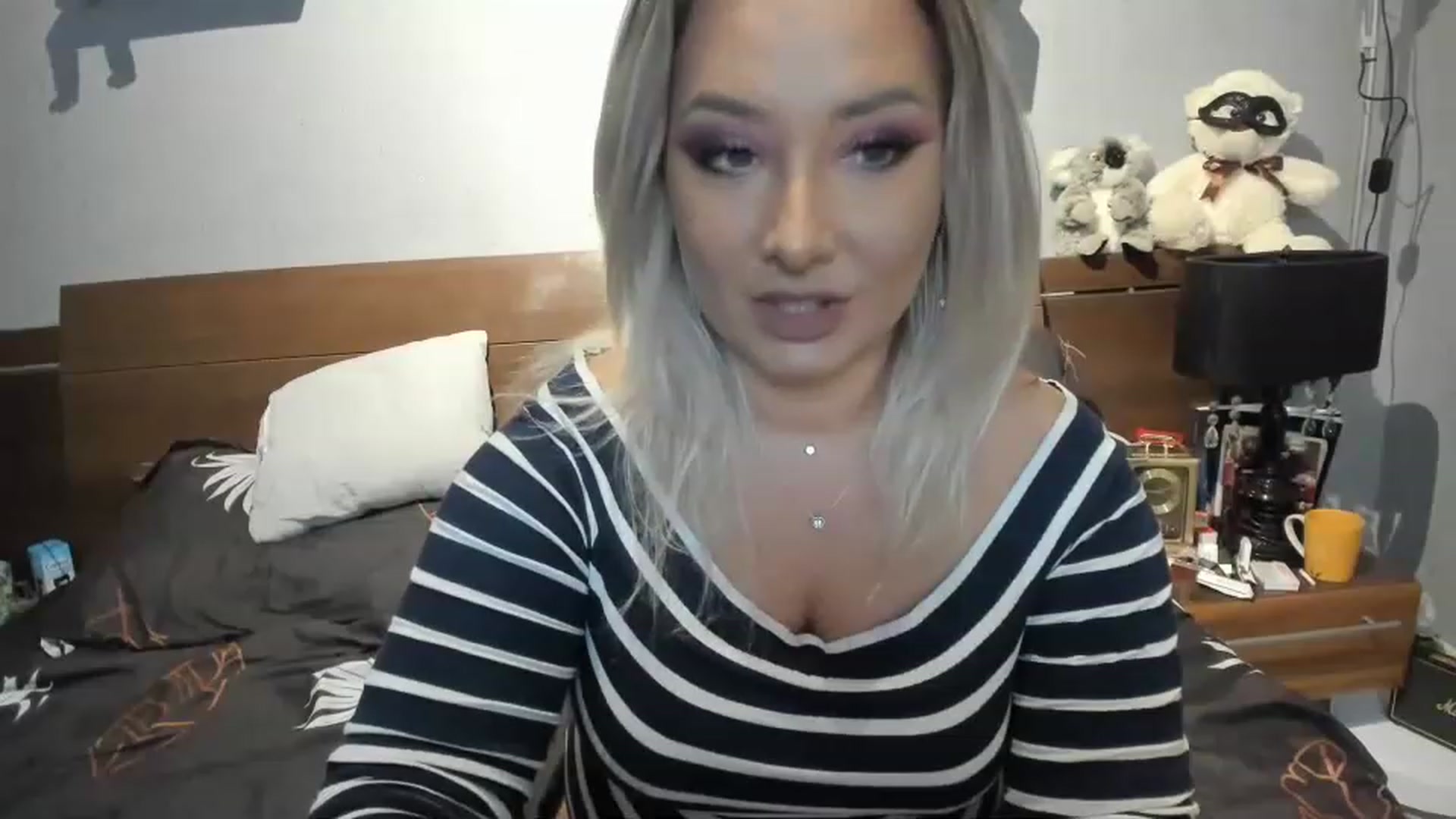Gallery image thumbnail from LilithTongue_'s myfreecams stream on, 07/22/2023, 12:13 image 4 of 20