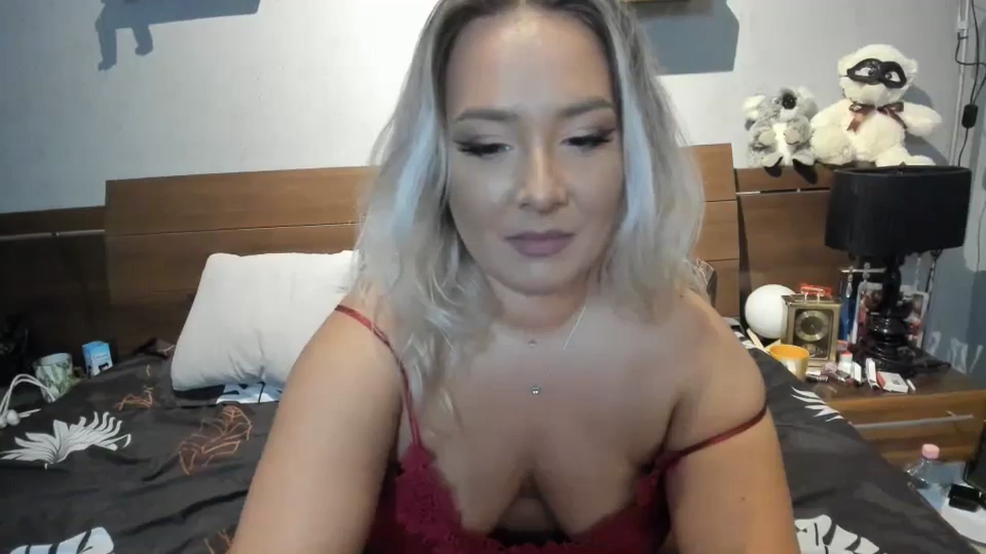 Gallery image thumbnail from LilithTongue_'s myfreecams stream on, 07/24/2023, 14:29 image 16 of 20