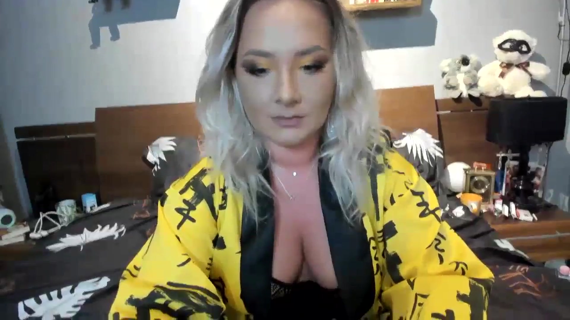 Gallery image thumbnail from LilithTongue_'s myfreecams stream on, 07/25/2023, 15:16 image 4 of 20