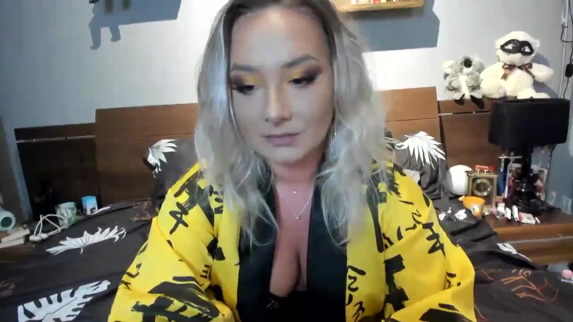 Gallery image thumbnail from LilithTongue_'s myfreecams stream on, 07/25/2023, 15:16 image 3 of 20