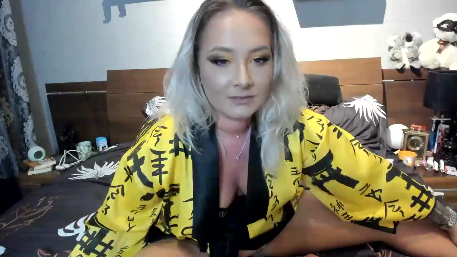 Gallery image thumbnail from LilithTongue_'s myfreecams stream on, 07/25/2023, 15:16 image 16 of 20