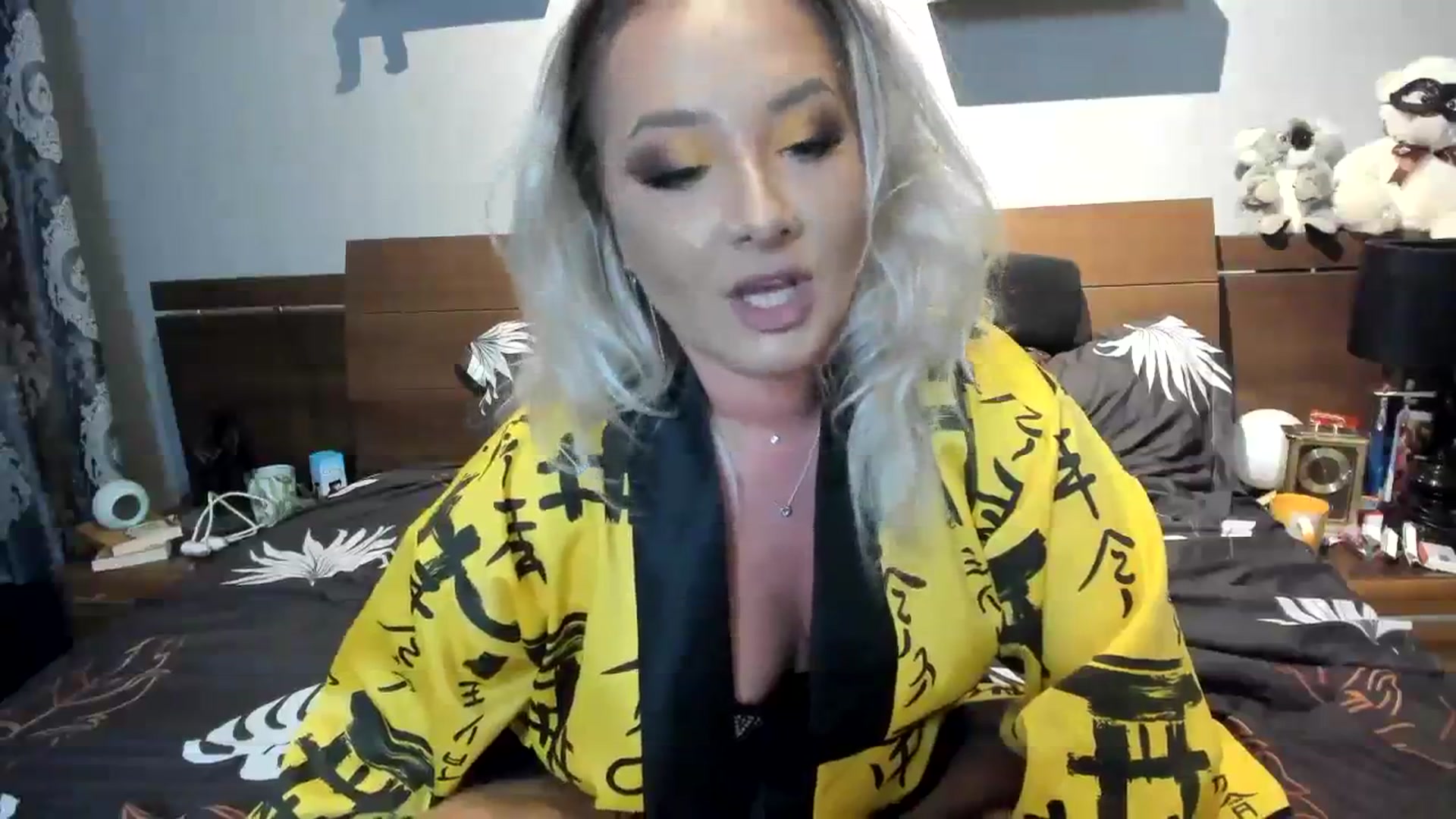 Gallery image thumbnail from LilithTongue_'s myfreecams stream on, 07/25/2023, 15:16 image 14 of 20
