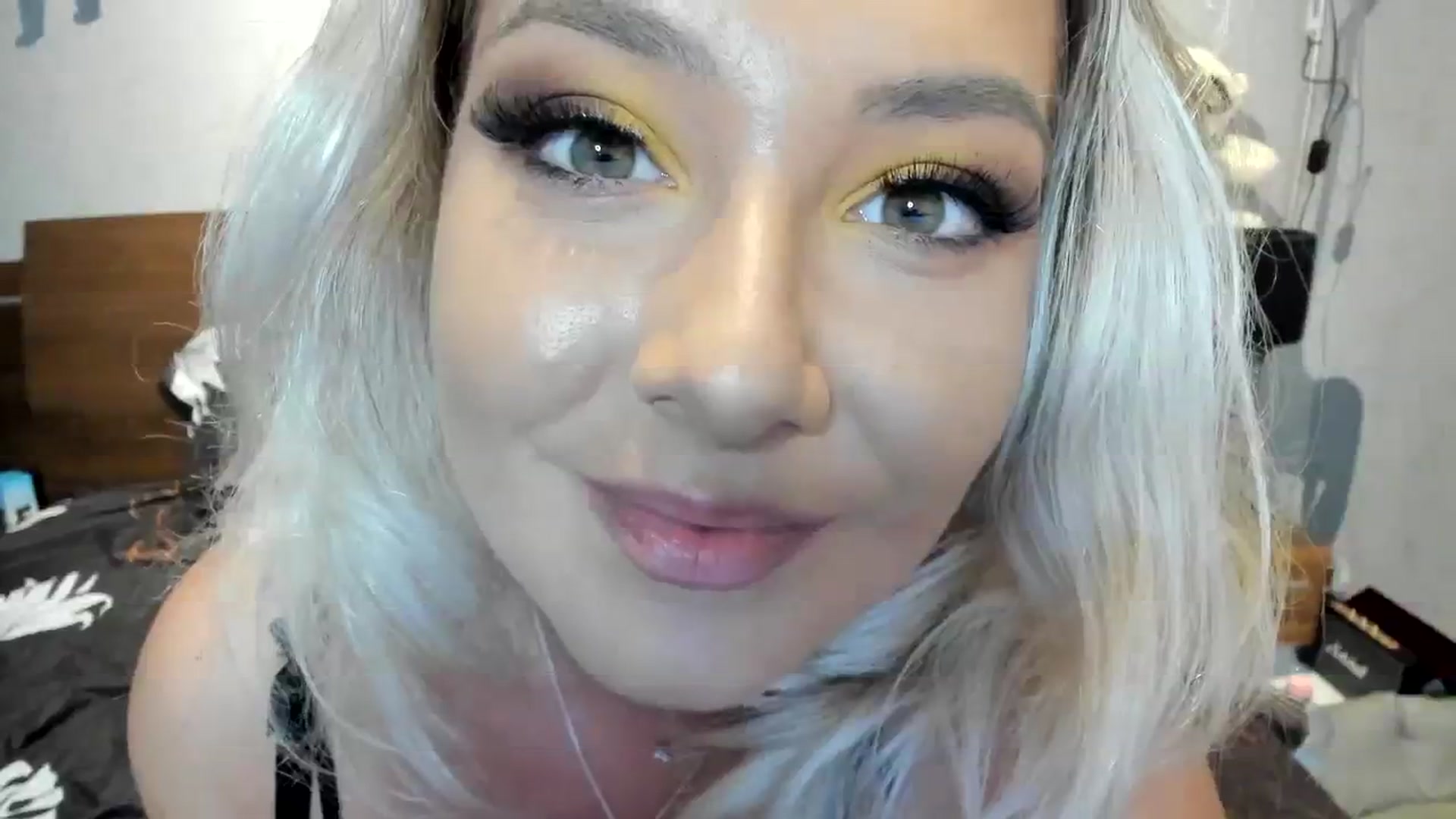 Gallery image thumbnail from LilithTongue_'s myfreecams stream on, 07/25/2023, 16:40 image 19 of 20
